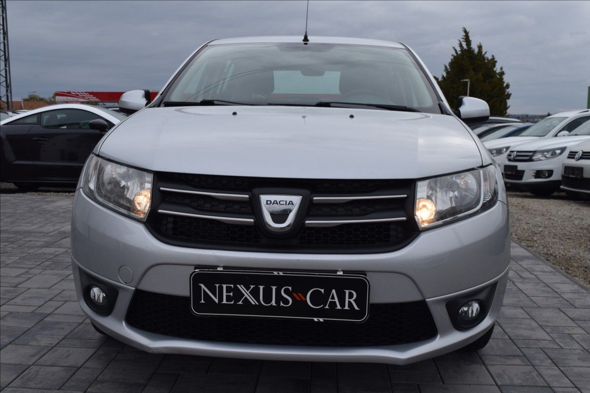 Dacia Sandero, 1,2 i 55KW PO SERVISE - fotka 2