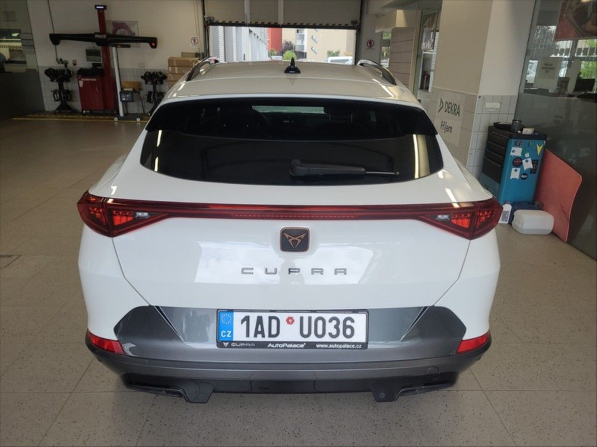 Cupra Formentor, 2,0 TSi 140kW 4x4 DSG - fotka 2