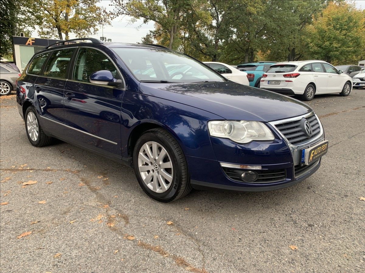 Volkswagen Passat, 2,0 TDI DSG - fotka 3