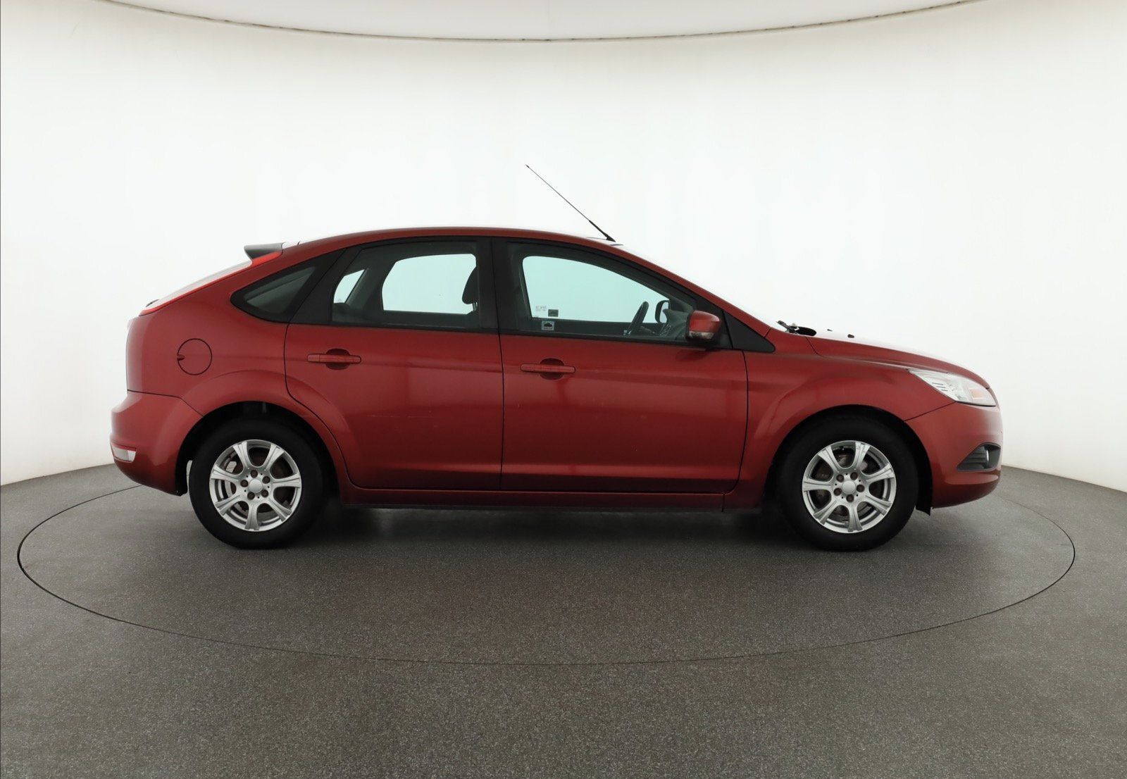 Ford Focus, 1.6 16V, Serv.kniha, Tažné - fotka 6