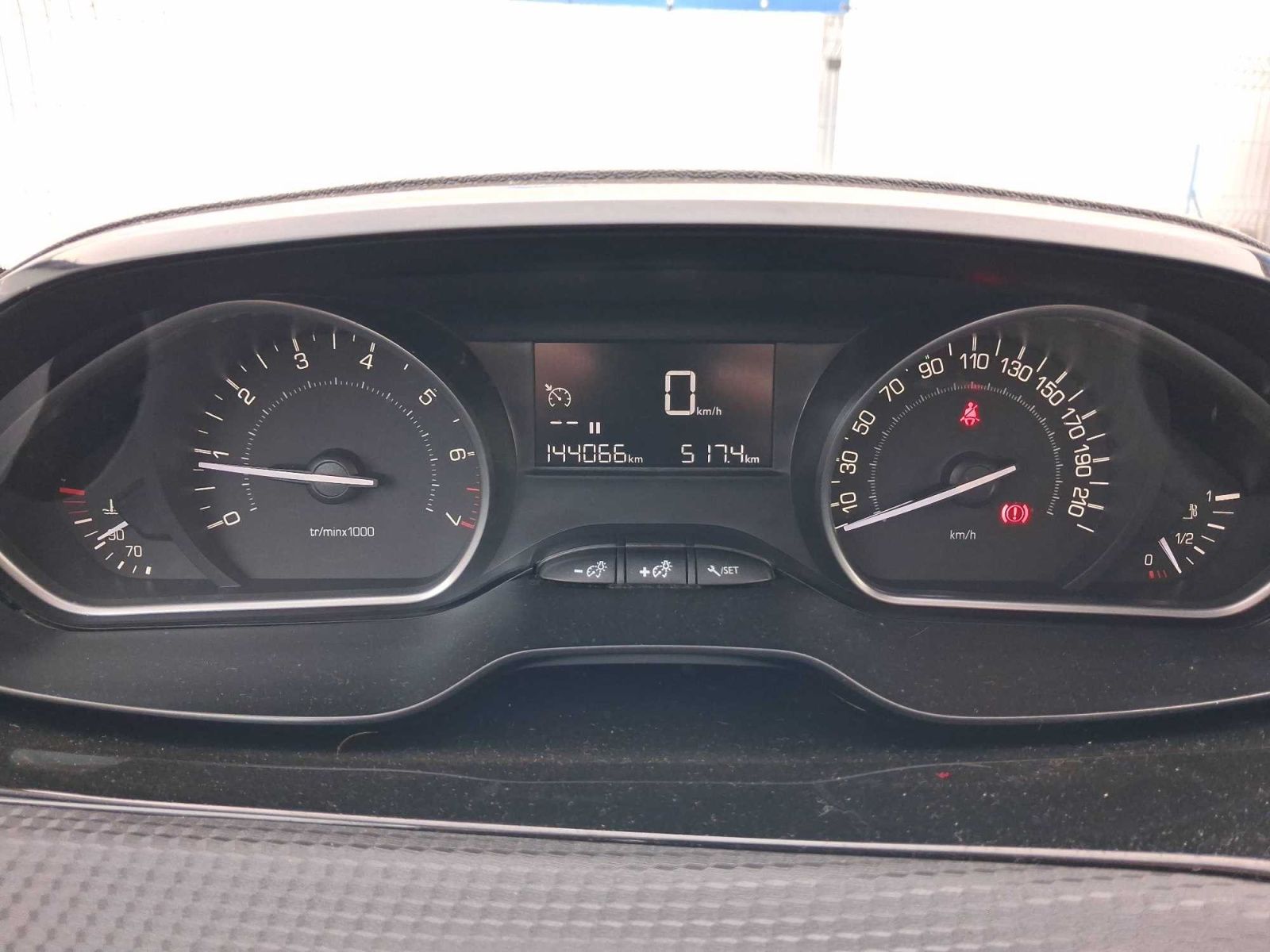 Peugeot 2008, 1.2 PureTech, ČR,1.maj - fotka 3