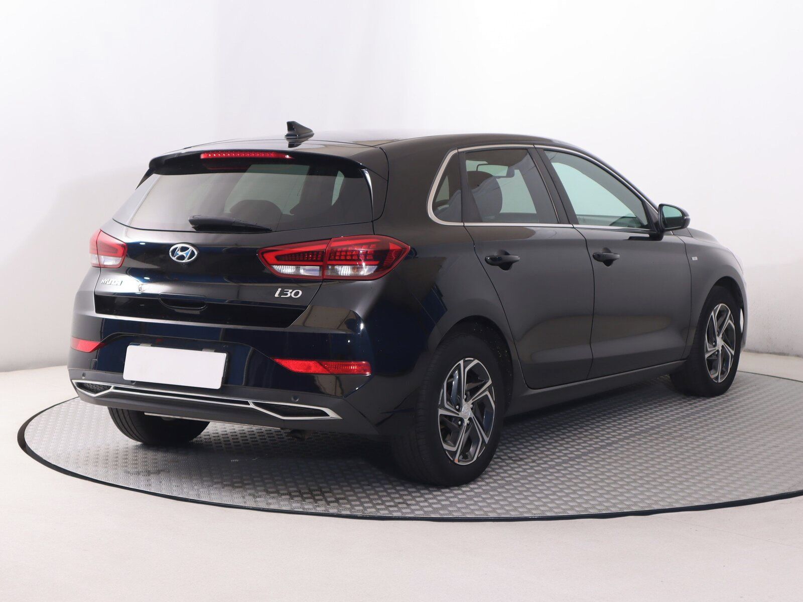 Hyundai i30, 1.5 T-GDI MHEV, Style - fotka 5