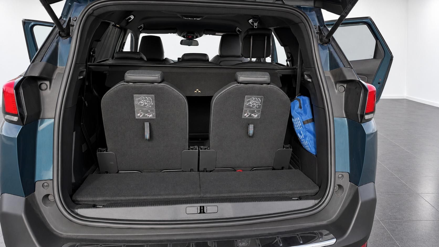 Peugeot 5008, 1.5hdi,čr,automat,záruka - fotka 6