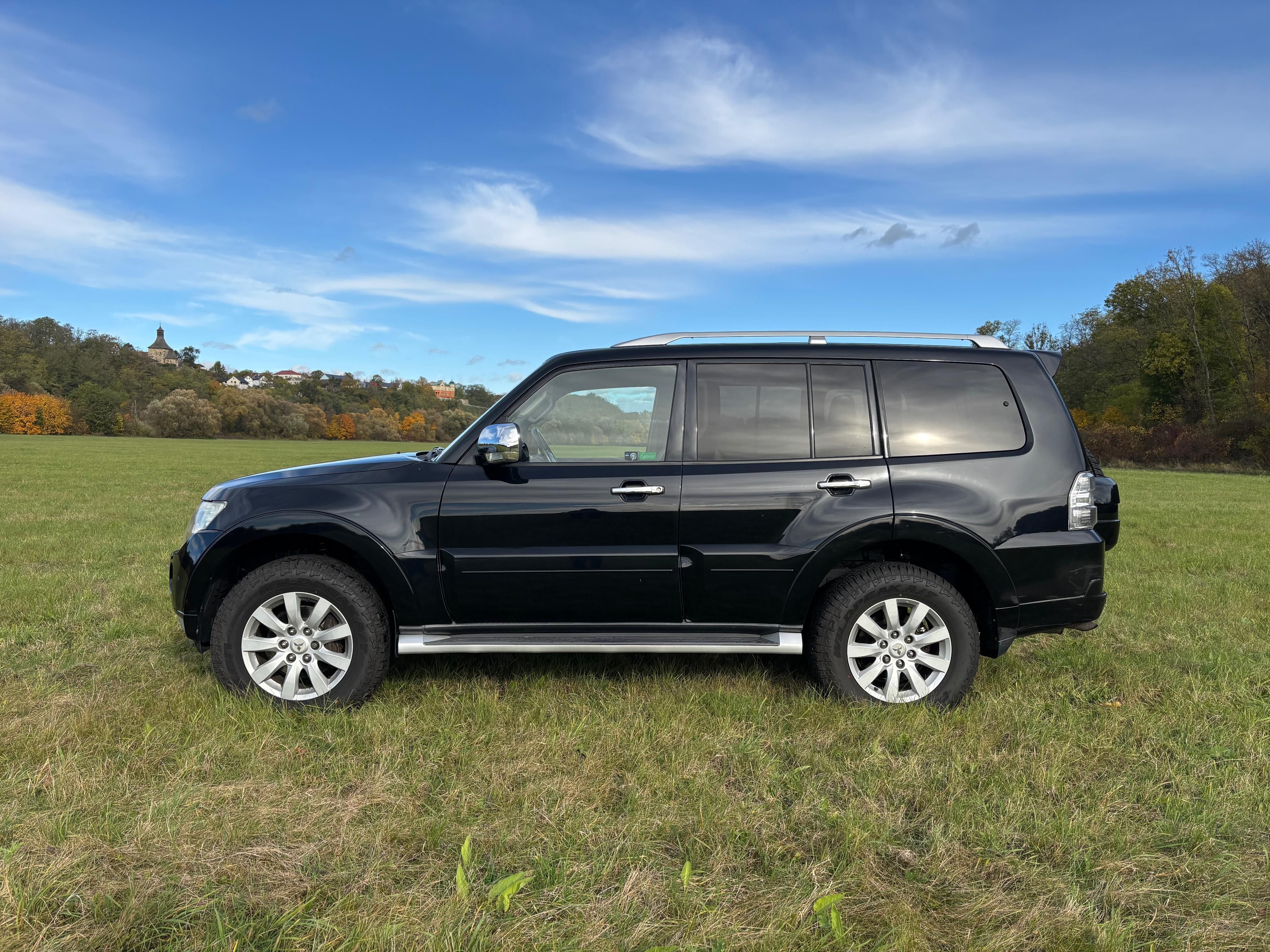 Mitsubishi Pajero, 3,2 DI-D 147kw, automat - fotka 2