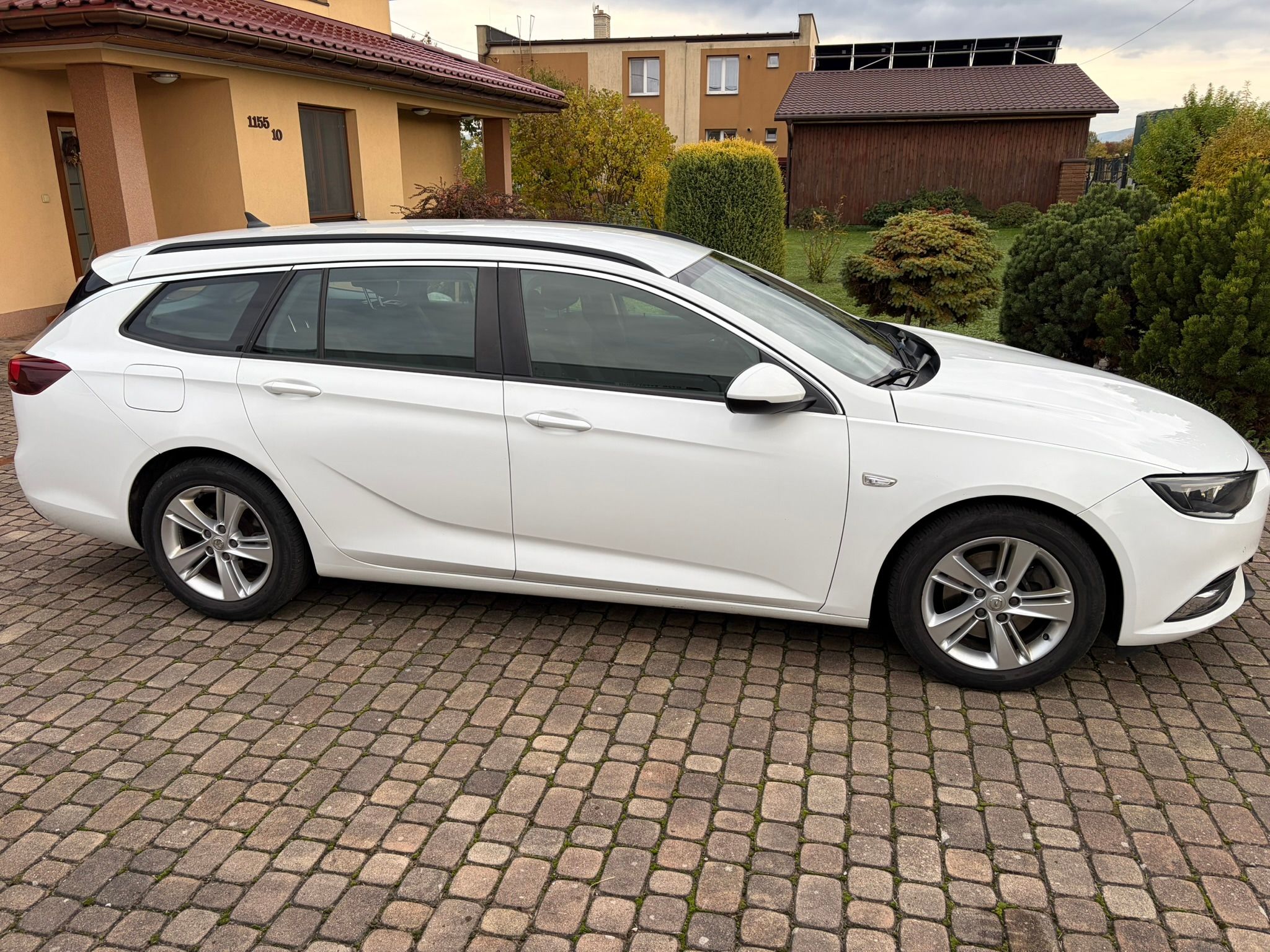 Opel Insignia, 2.0CDTI/125KW SPORTS TOURER - fotka 2