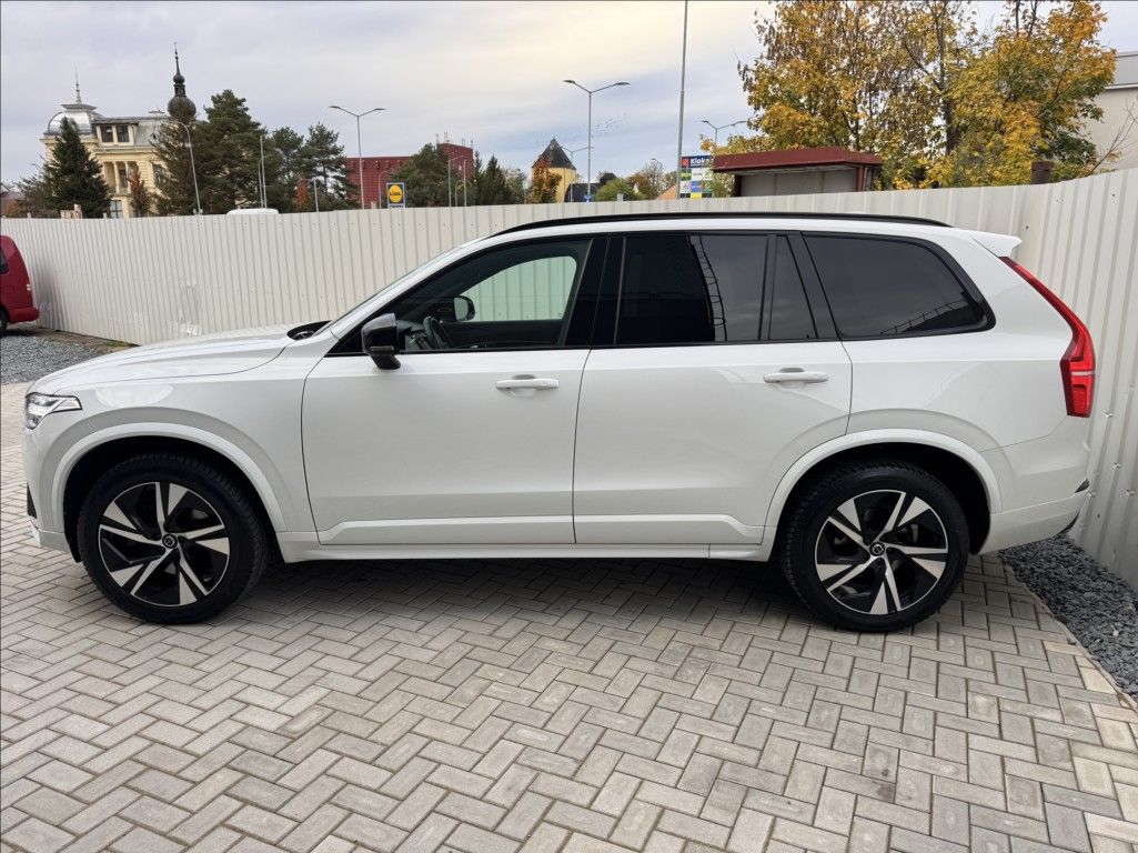 Volvo XC90, 2,0 T6 AWD Drive-E 2.0L R-Desi - fotka 4