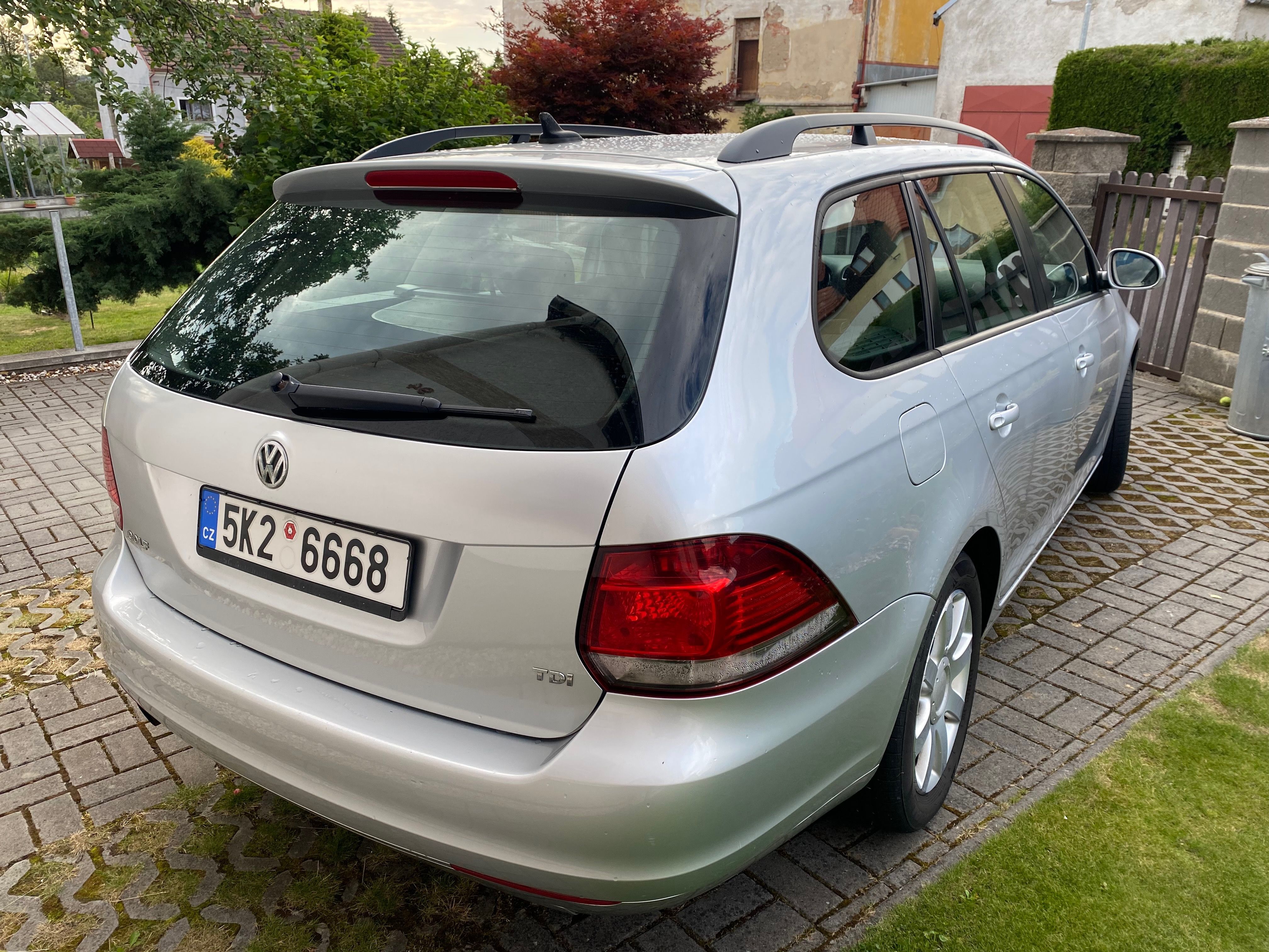 Volkswagen Golf Variant, 1.6 tdi servisni kniha - fotka 2