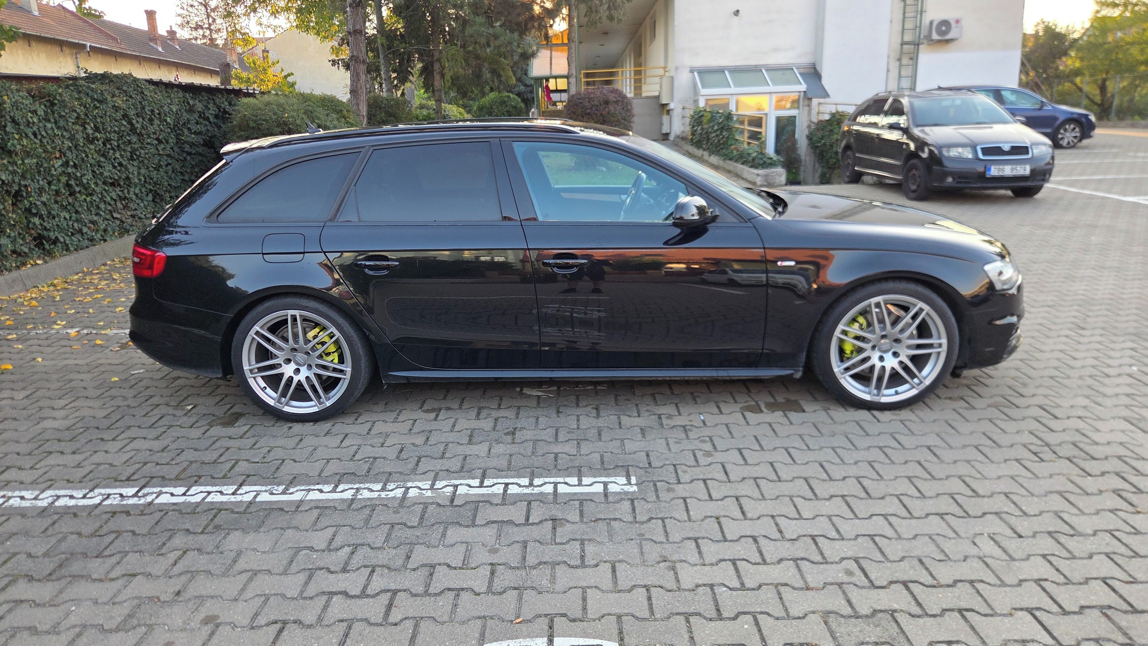 Audi A4 Avant, Audi A4 2.0 TDI 130kw 3xSline