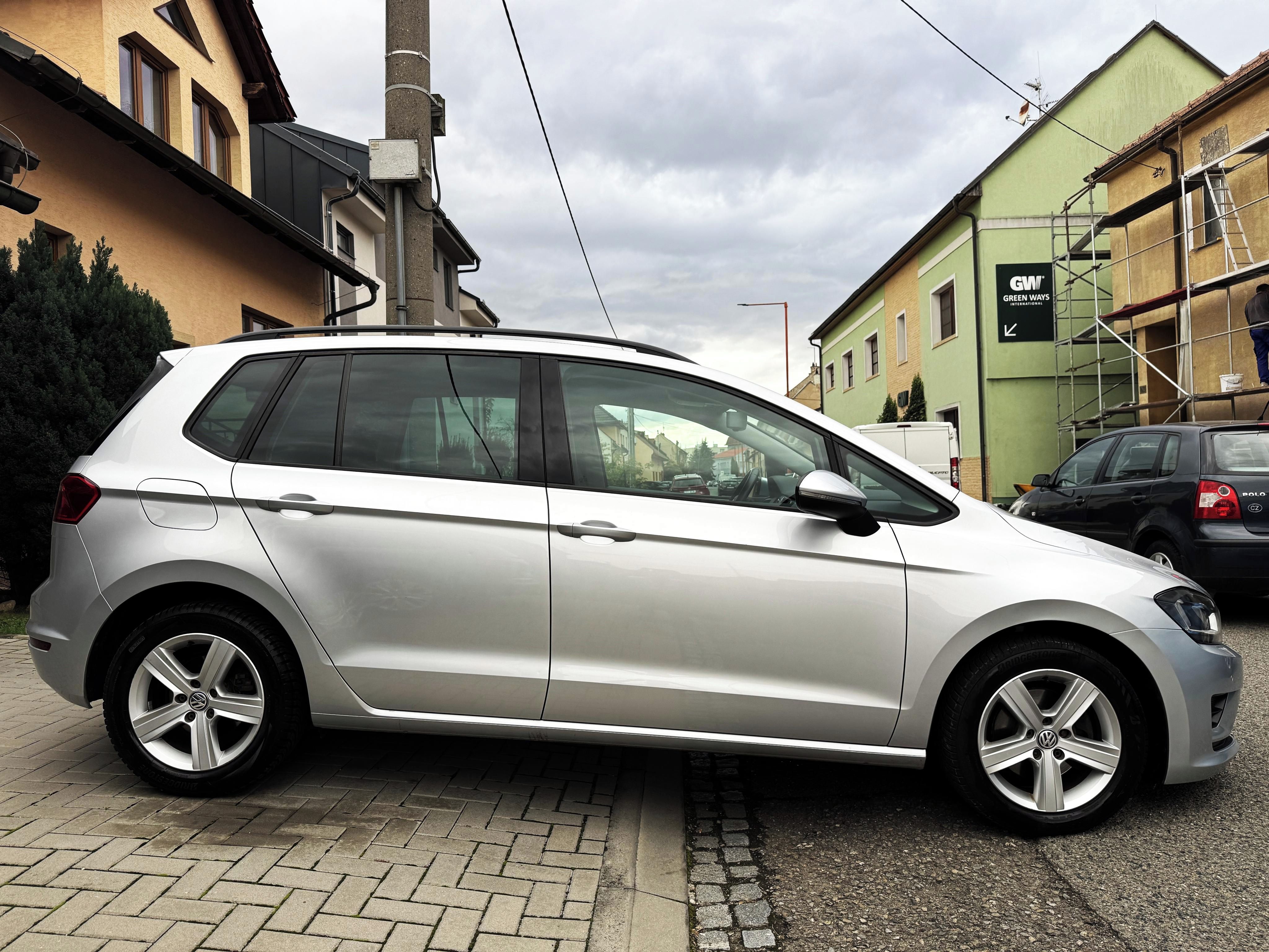 Volkswagen Golf Sportsvan, 1.4TSI DSG, FRONT ASSIST, LED, - fotka 3