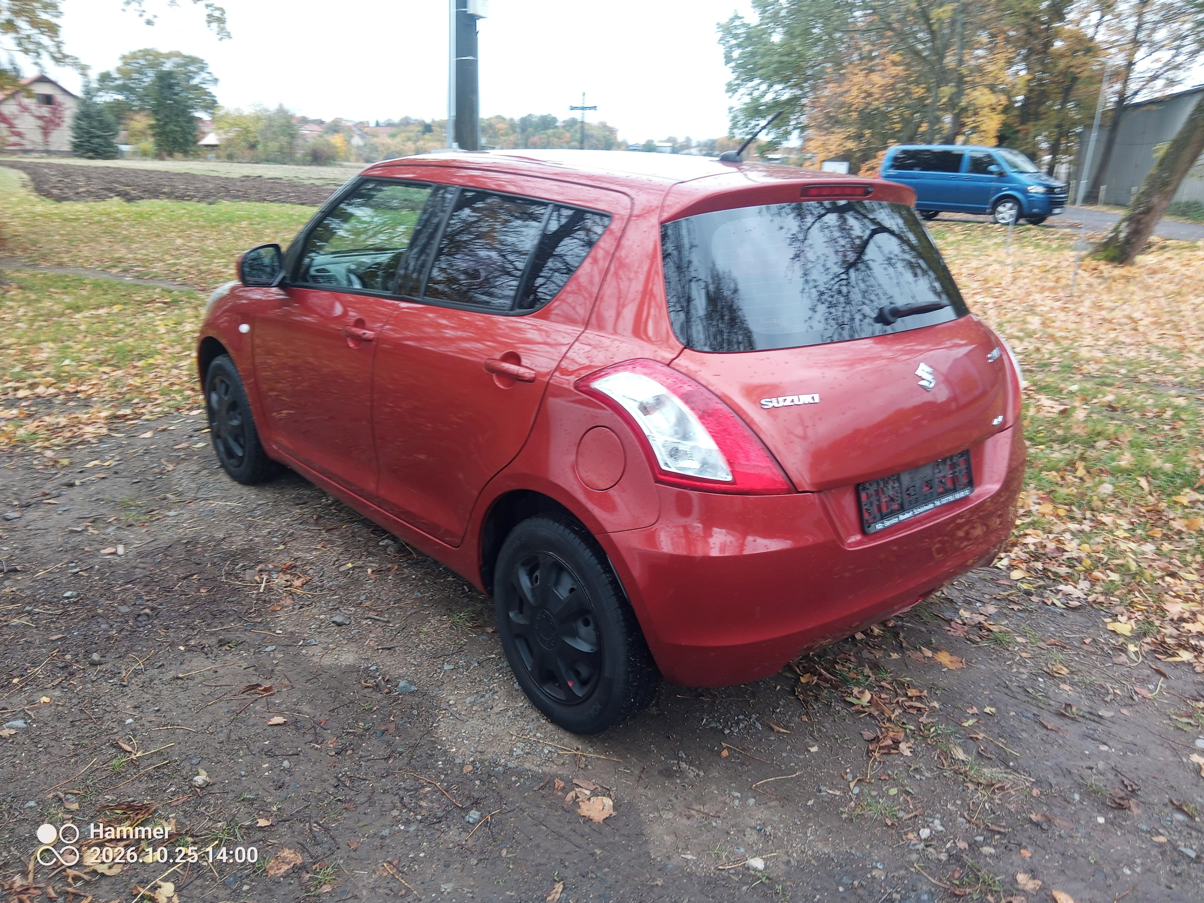 Suzuki Swift, Suzuki Swift 1.2  4x4 69 kW - fotka 4