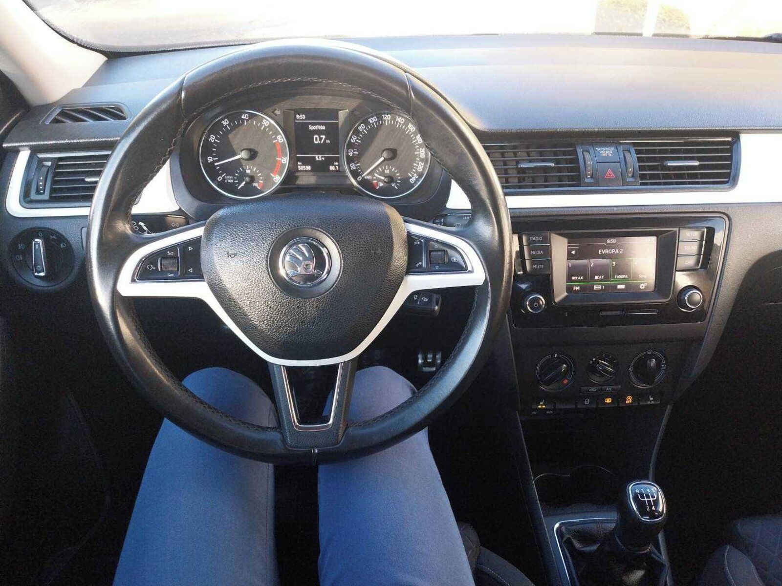 Škoda Rapid, 1.2 TSI, Klima, El. okna - fotka 3