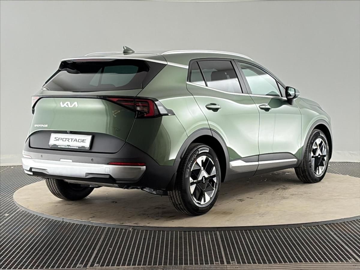 Kia Sportage, 1,6 1,6 T-GDi GPF 4x2 7DCT EXC - fotka 5