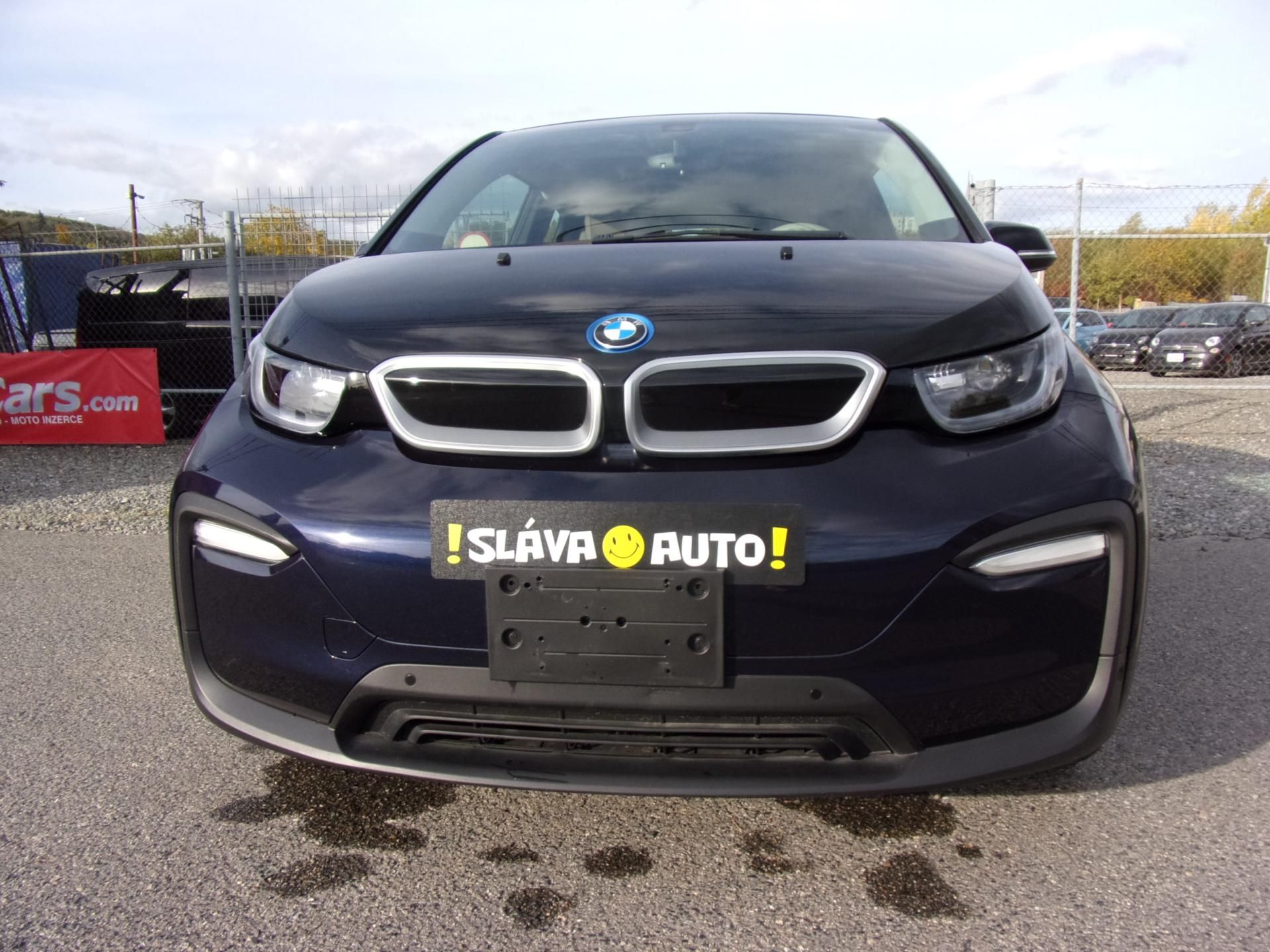 BMW i3, 120Ah 42kWhBEV  NÁJEZD 42000KM - fotka 2