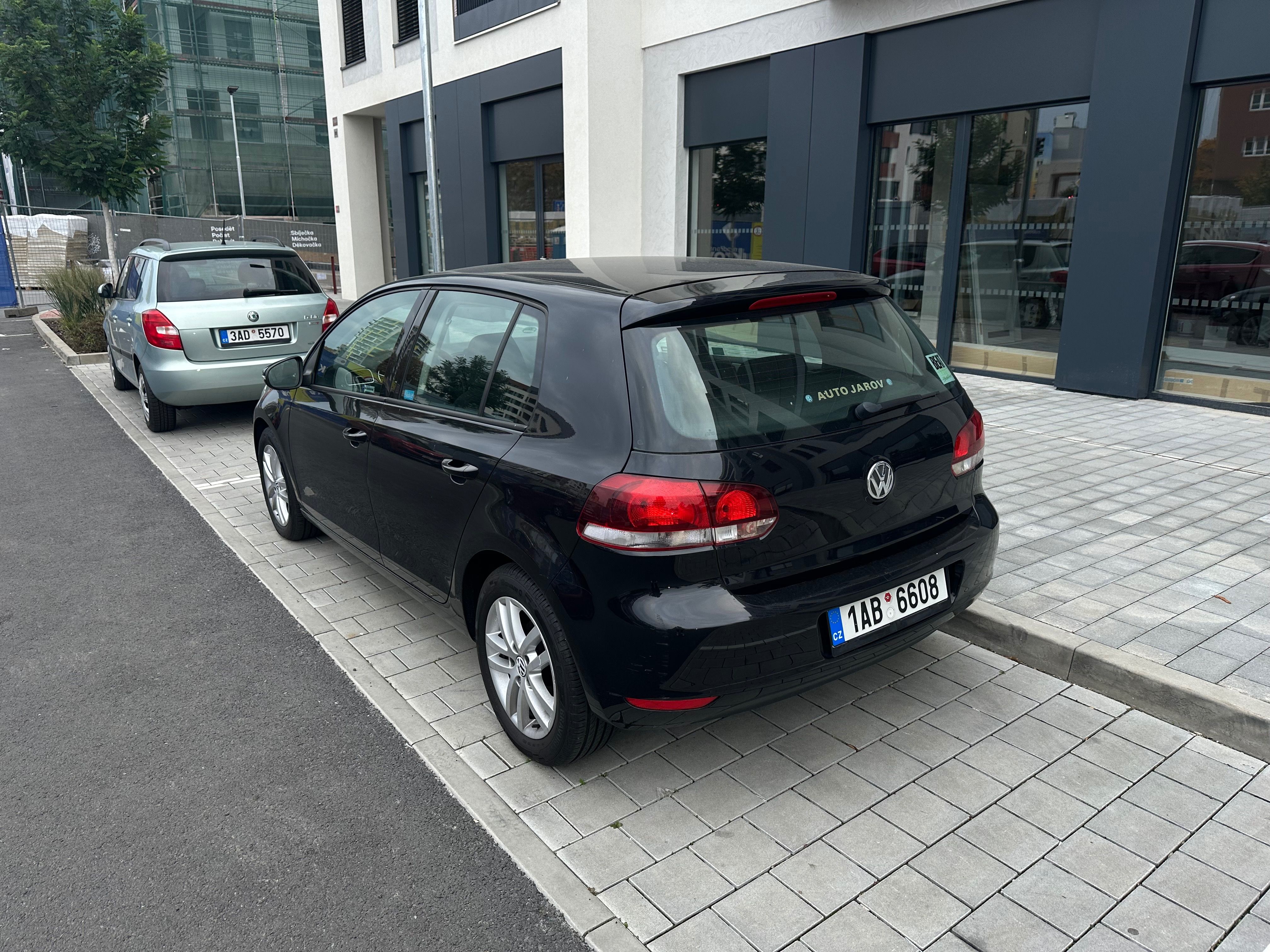 Volkswagen Golf, Volkswagen Golf VI - 1.6 MPI - fotka 6