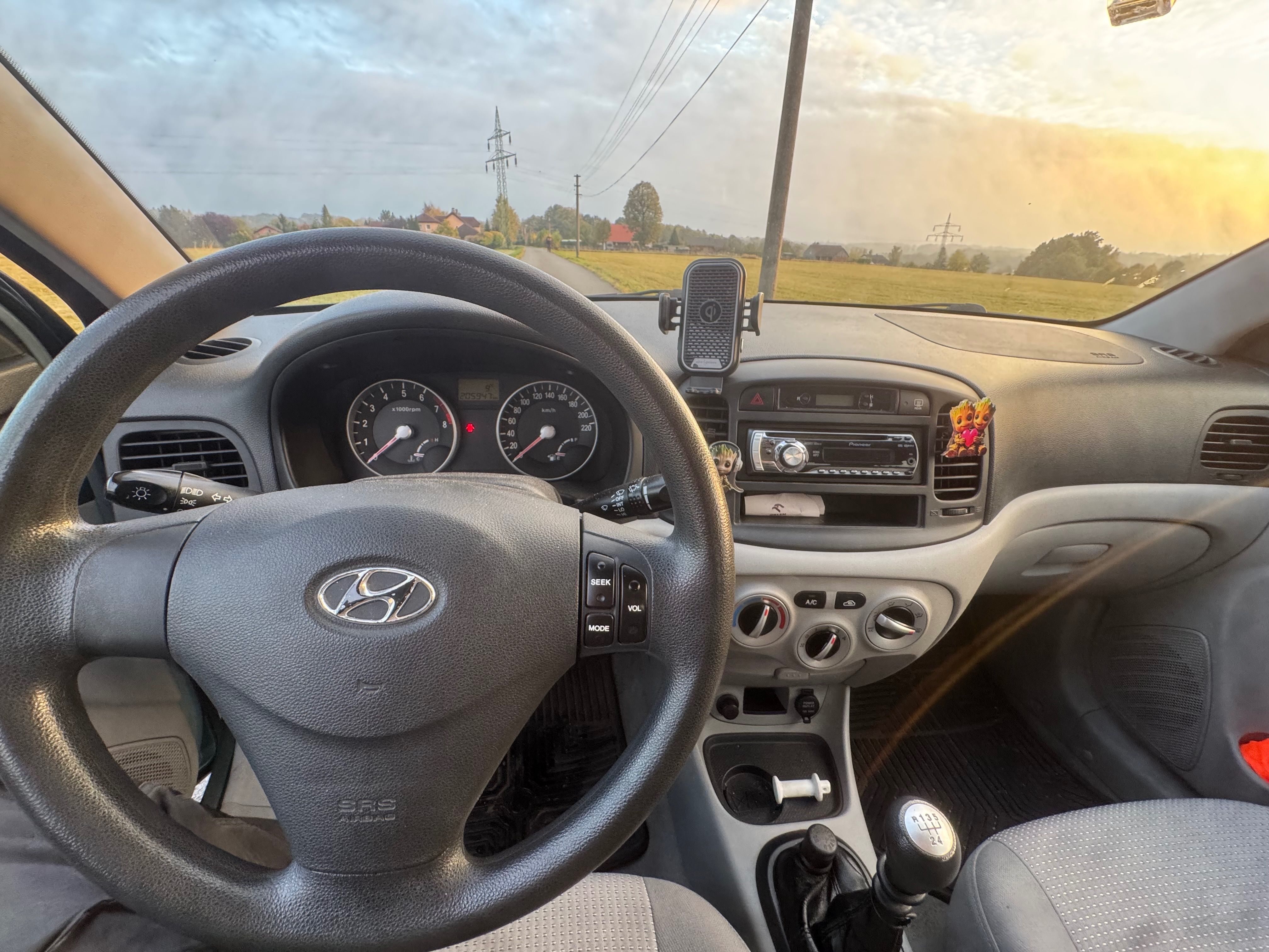 Hyundai Accent, 1.6 16V - fotka 5