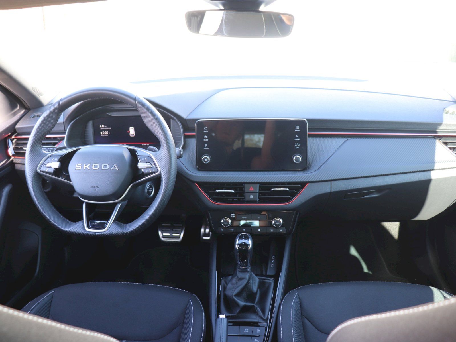 Škoda Scala, Scala MonteCarlo 1.0 TSI 85 kW - fotka 5