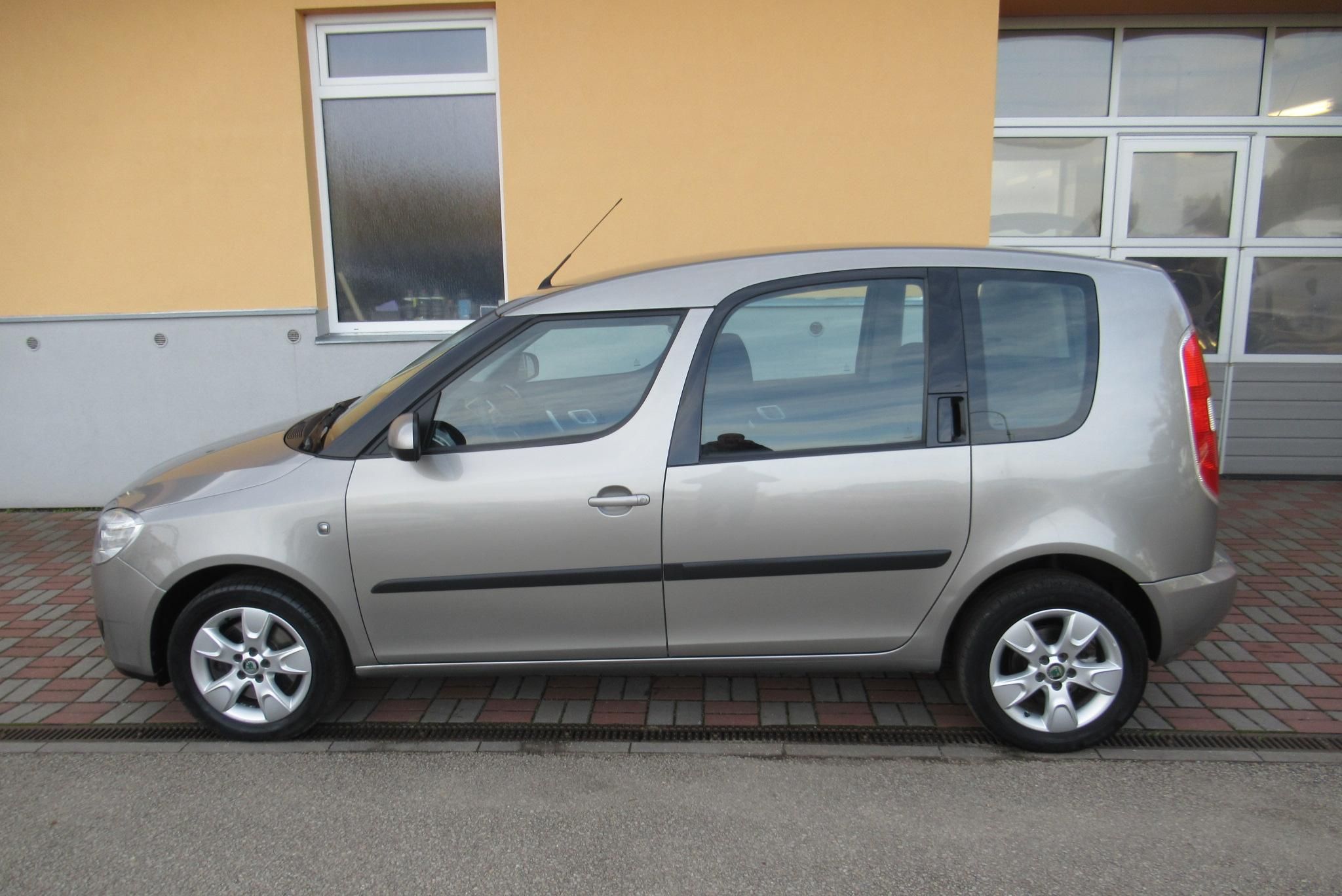 Škoda Roomster, 1.4 TDi AUT. KLIMA SADA KOL - fotka 6