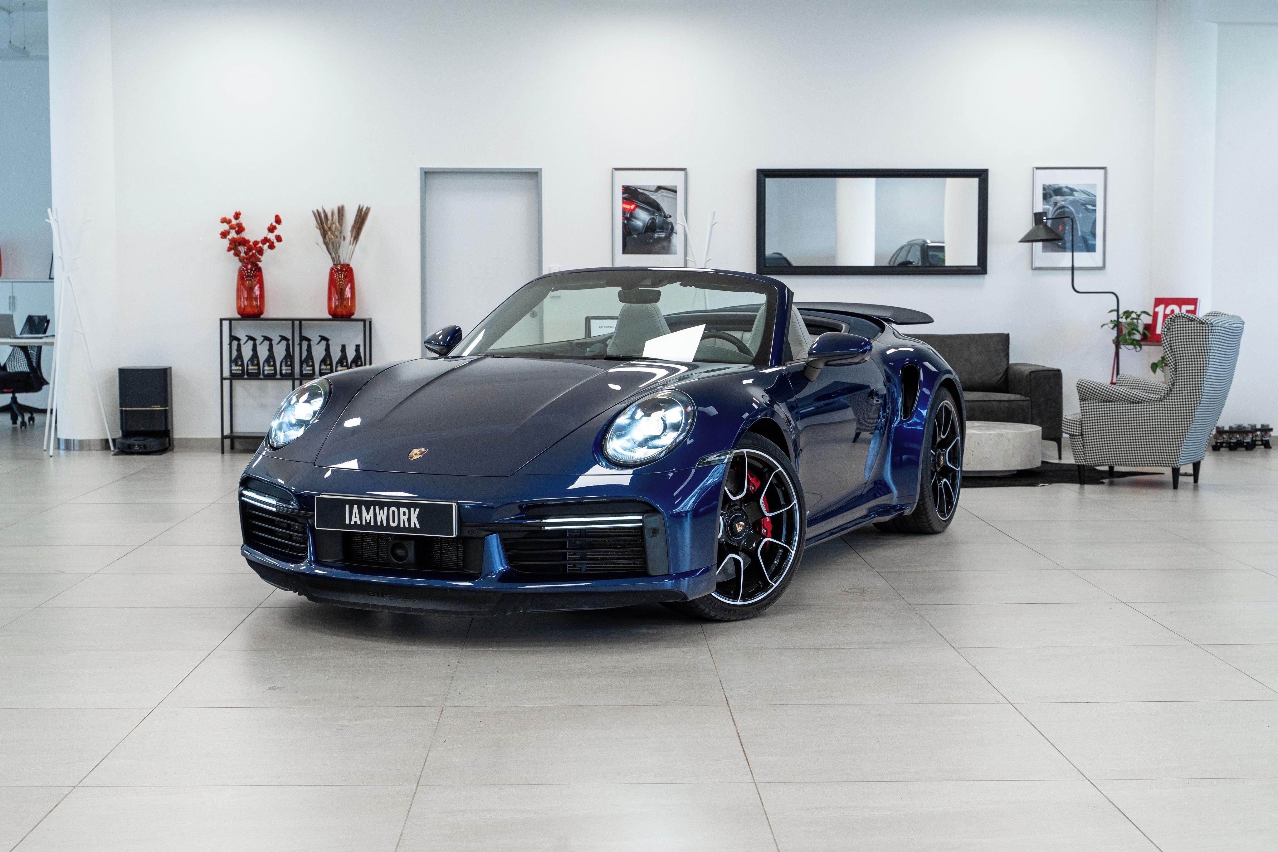 Porsche 911, 992.1 Turbo Cabrio - 1.m, DPH - fotka 2