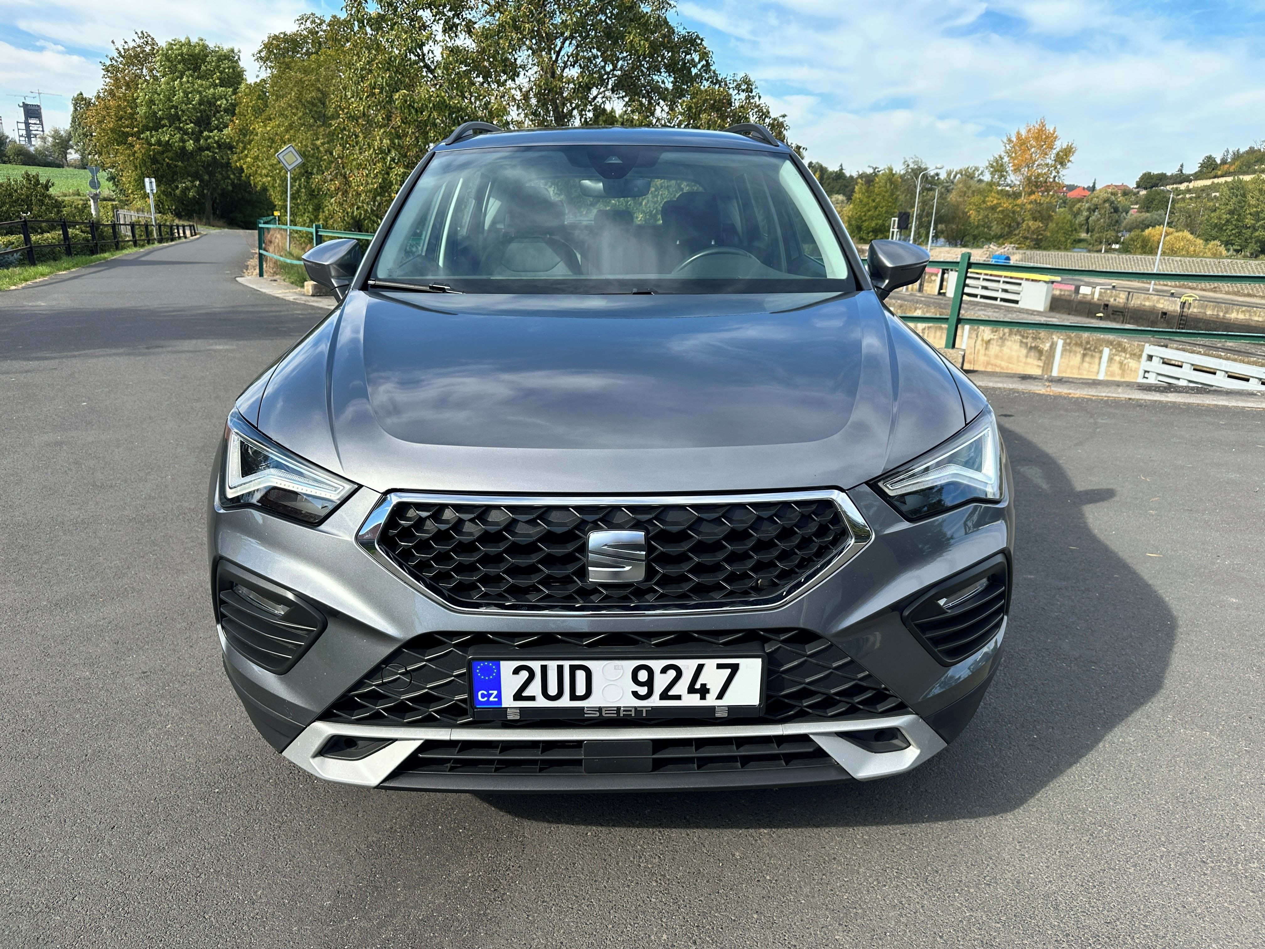 Seat Ateca, SEAT ATECA - 2,0TDI - MATRIX - fotka 6