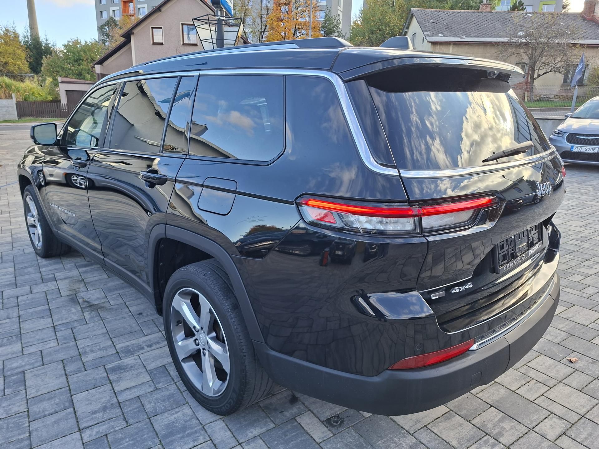 Jeep Grand Cherokee, 3,6L V6 4X4 LONG LIMITED 6míst - fotka 5