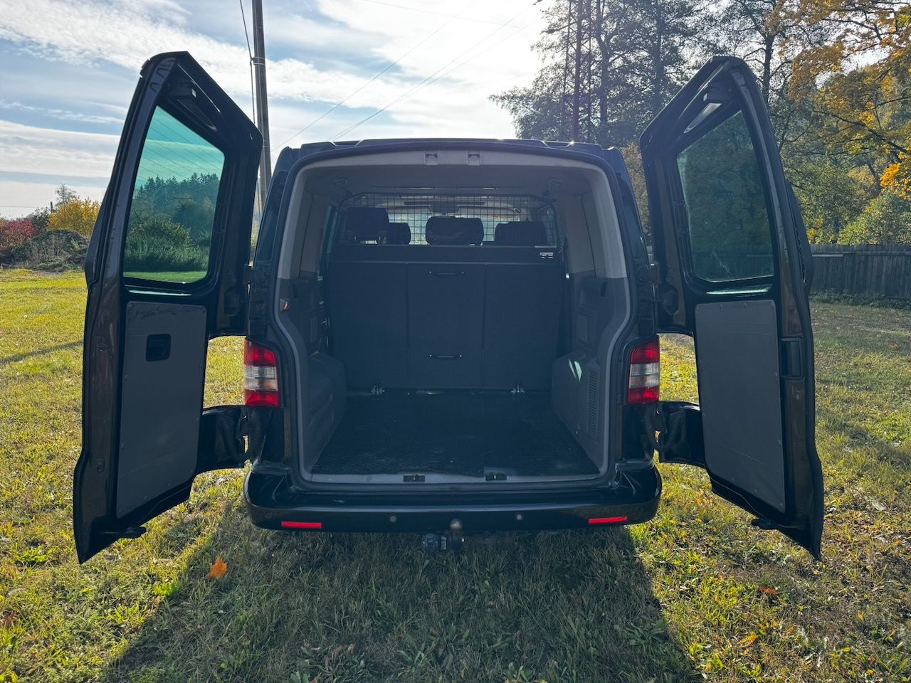 Volkswagen Caravelle, 4x4, 2.5 TDI AXD, 144tis km - fotka 6