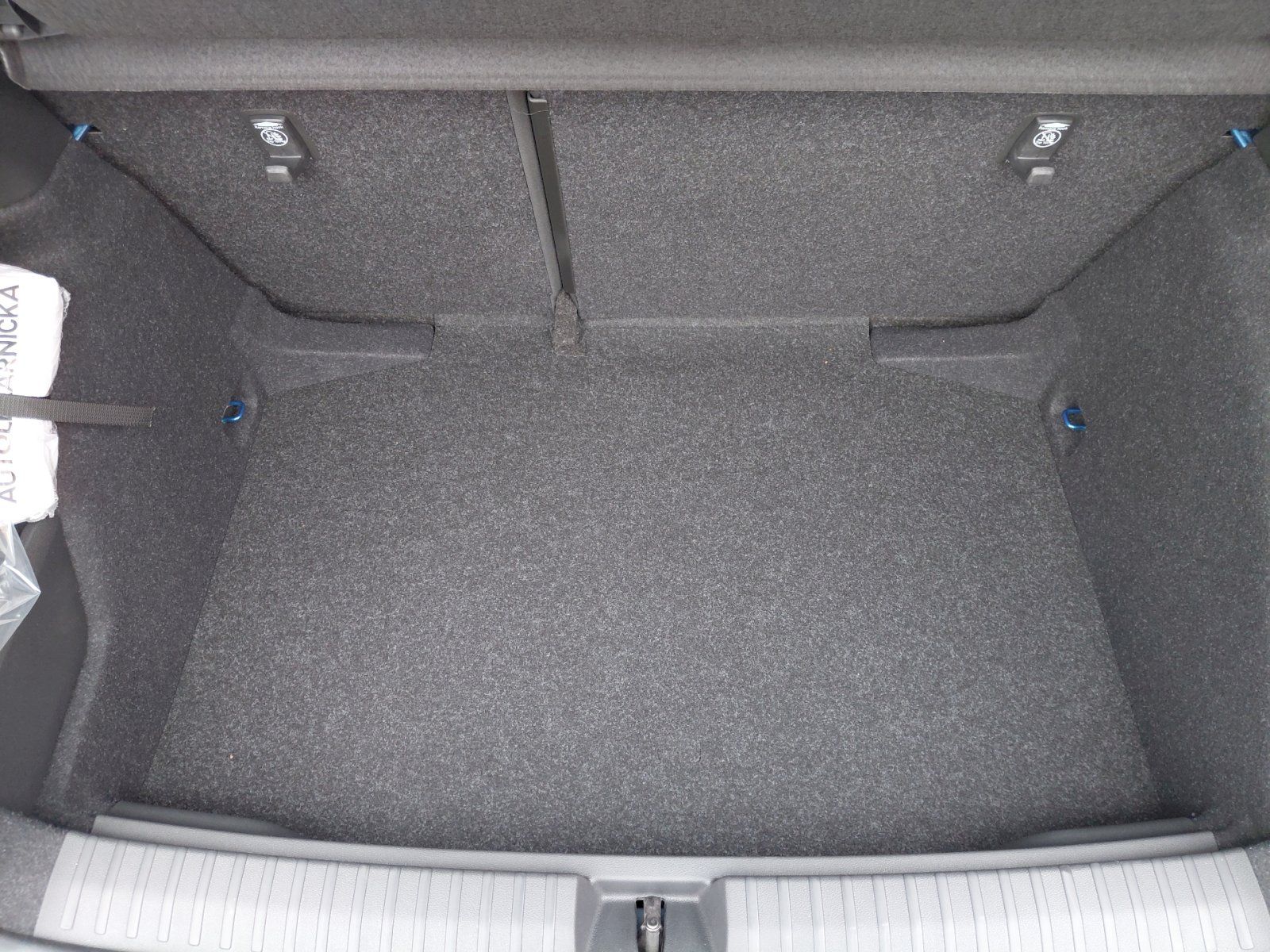 Škoda Kamiq, 1.0 TSI 85 KW Top Selection - fotka 6