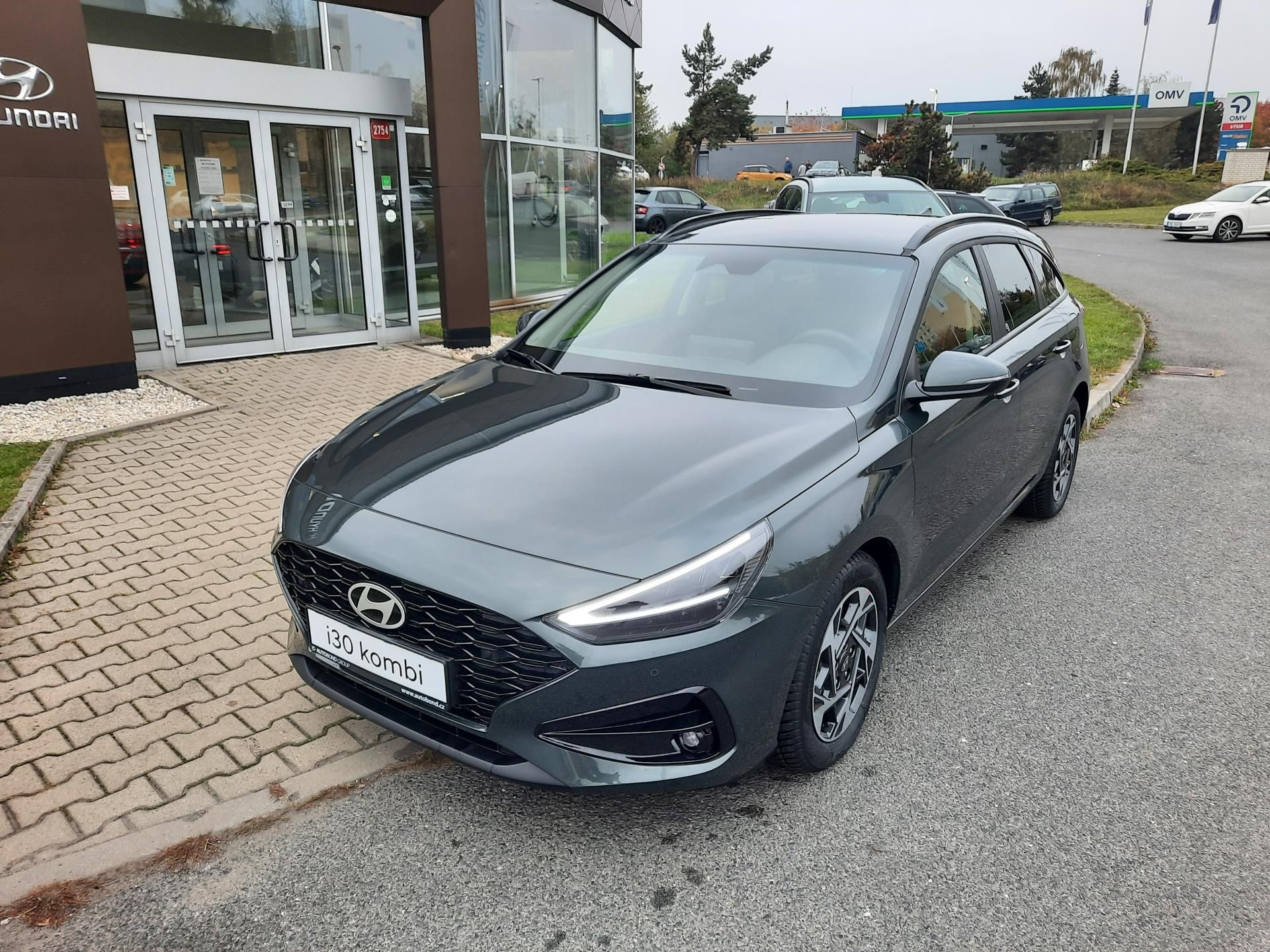 Hyundai i30, 1.6 T-GDi 150k DCT GO Czech! - fotka 3
