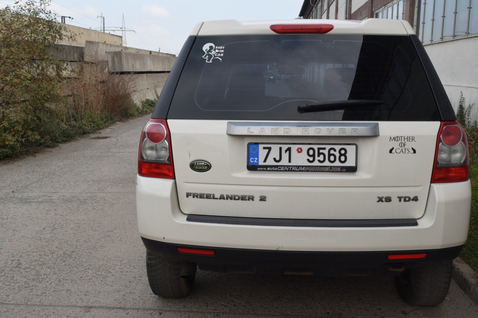 Land Rover Freelander, automat, slušný stav, DVD - fotka 5