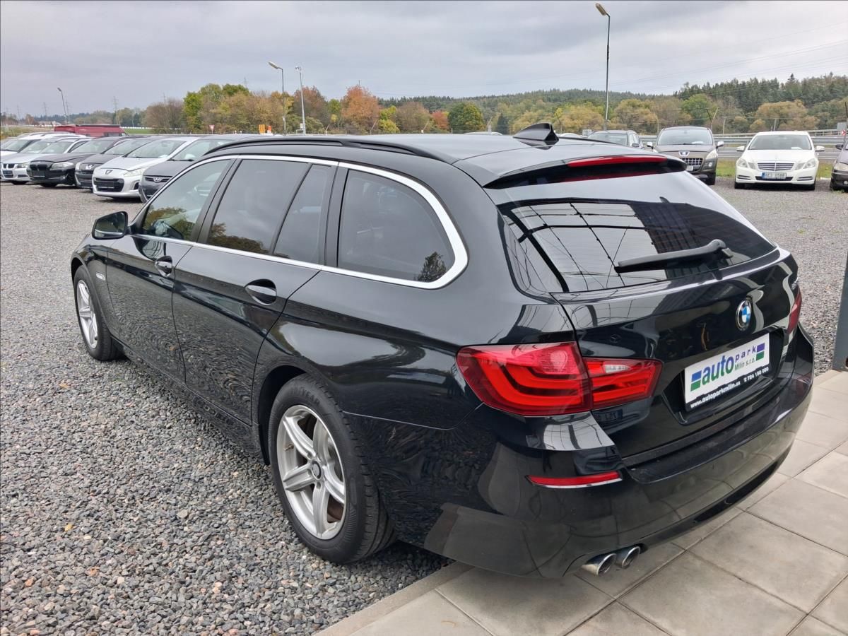 BMW Řada 5, 3,0 150kw, kůže - fotka 5