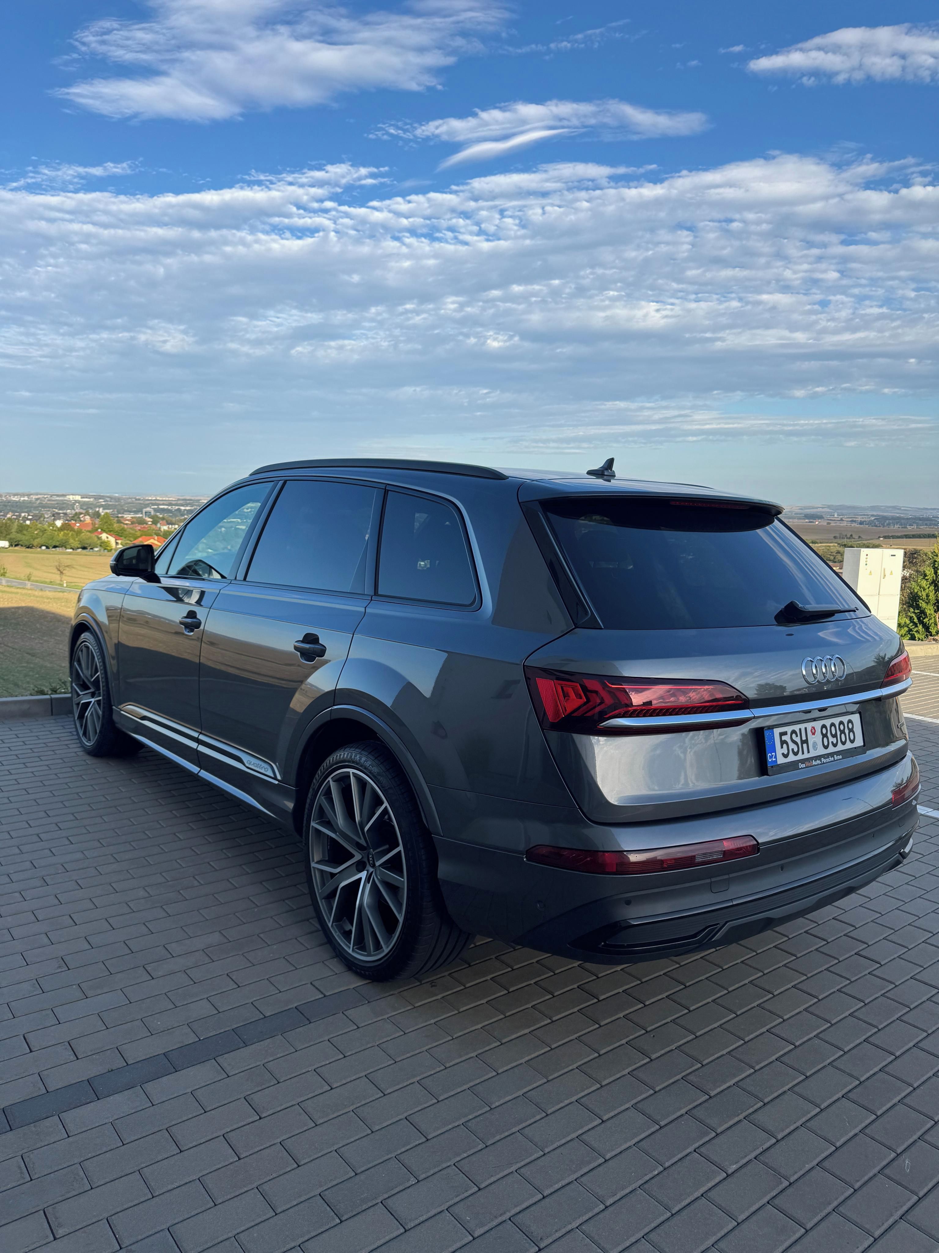 Audi Q7, 50TDI_S line_360_Tažné_DPH_WEB - fotka 6