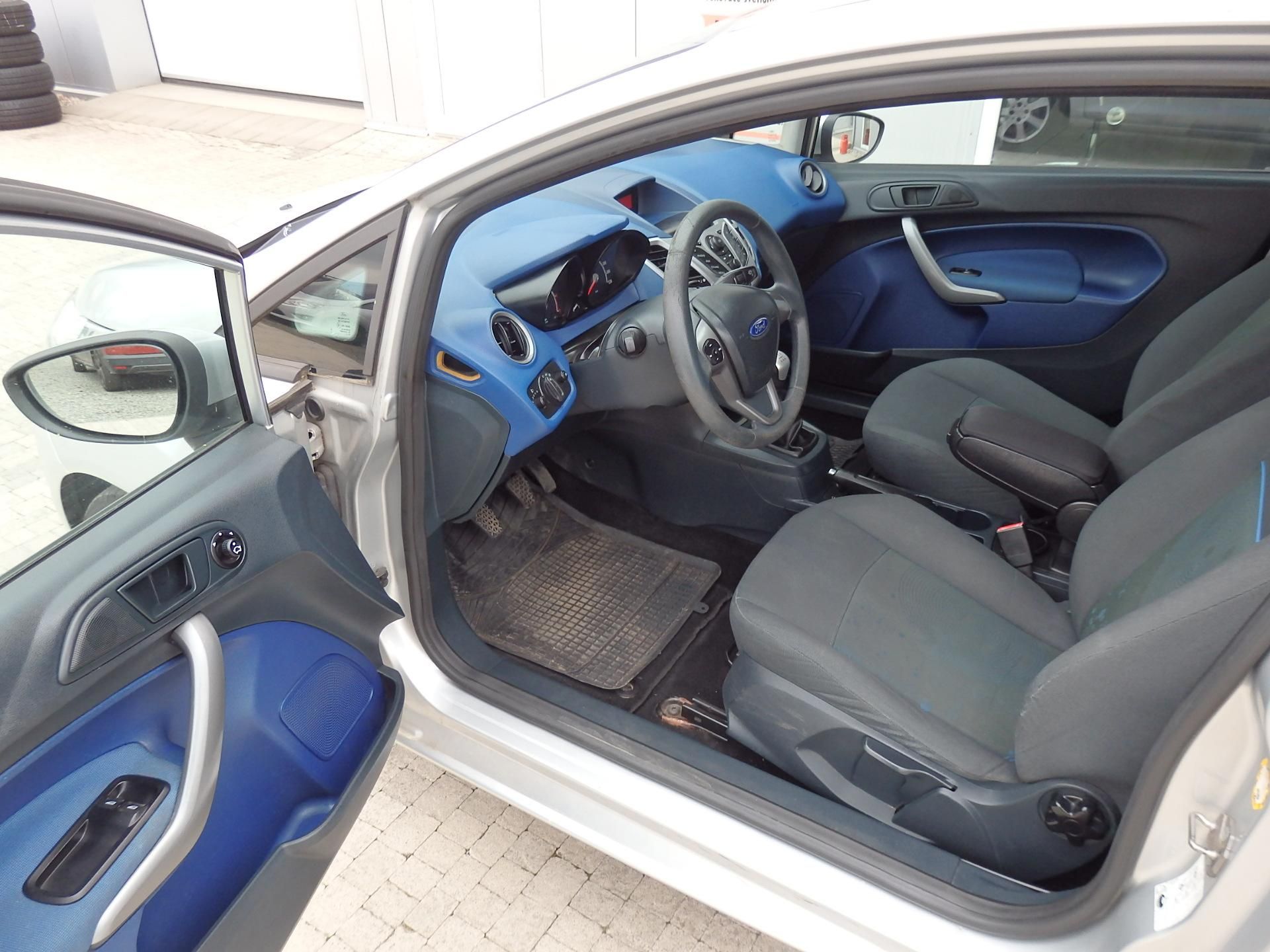 Ford Fiesta, 1.2i ASR, KLIMATIZACE - fotka 6