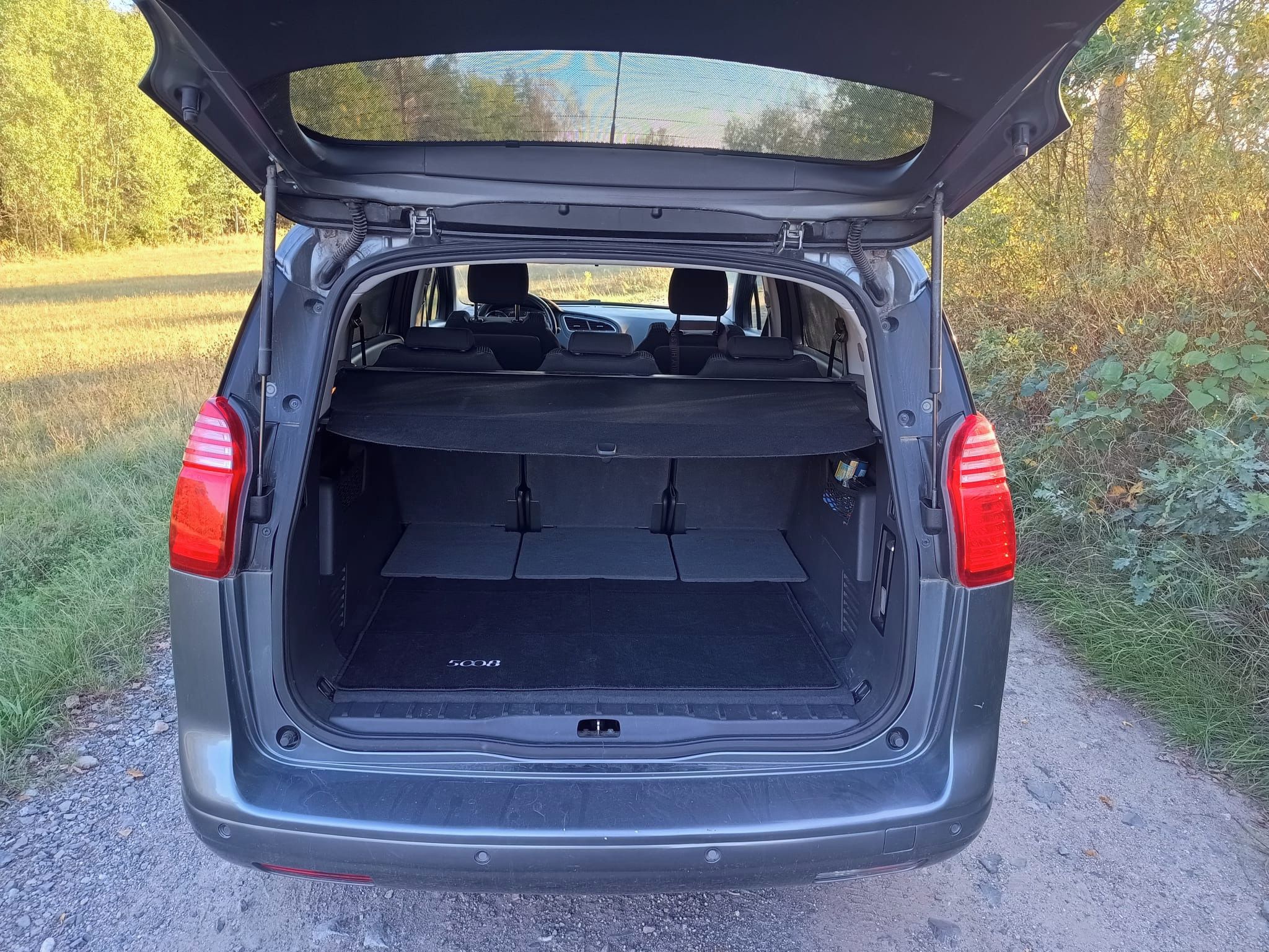 Peugeot 5008, PEUGEOT 5008 1,6HDI - fotka 5