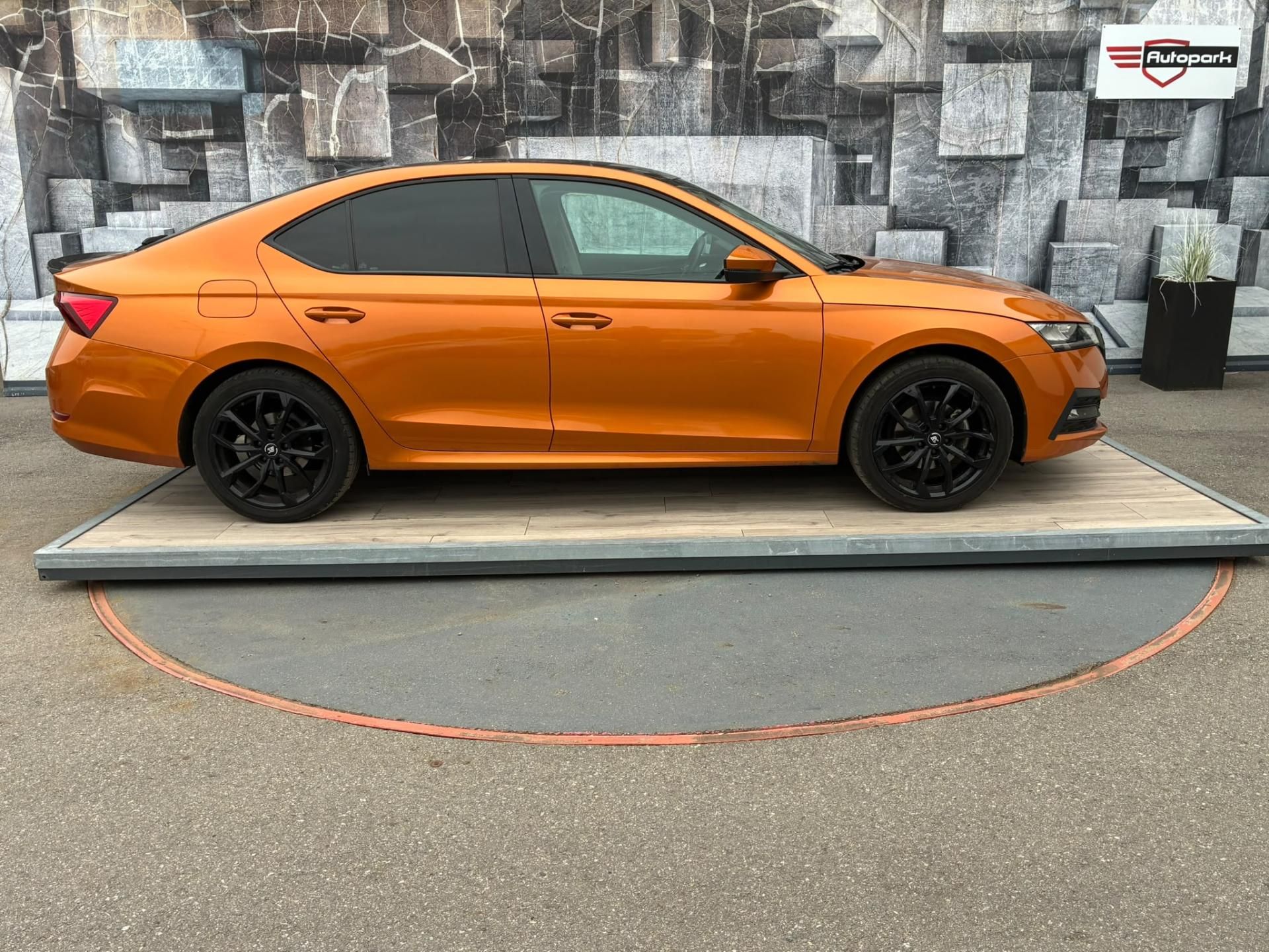 Škoda Octavia, 1.5TSi,110KW,VYHŘ.SEDADLA,TEMP - fotka 5