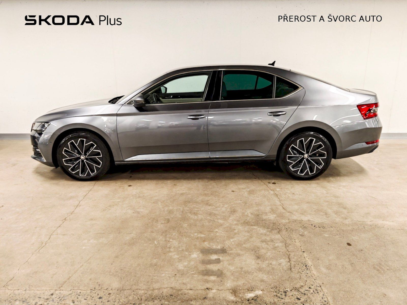 Škoda Superb, iV 1.4 TSI 160 kW DSG L&K - fotka 3