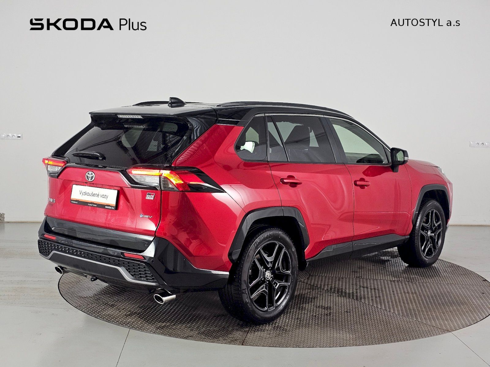 Toyota Rav4, 2.5HEV 222k 4x4 GR SPORT - fotka 2