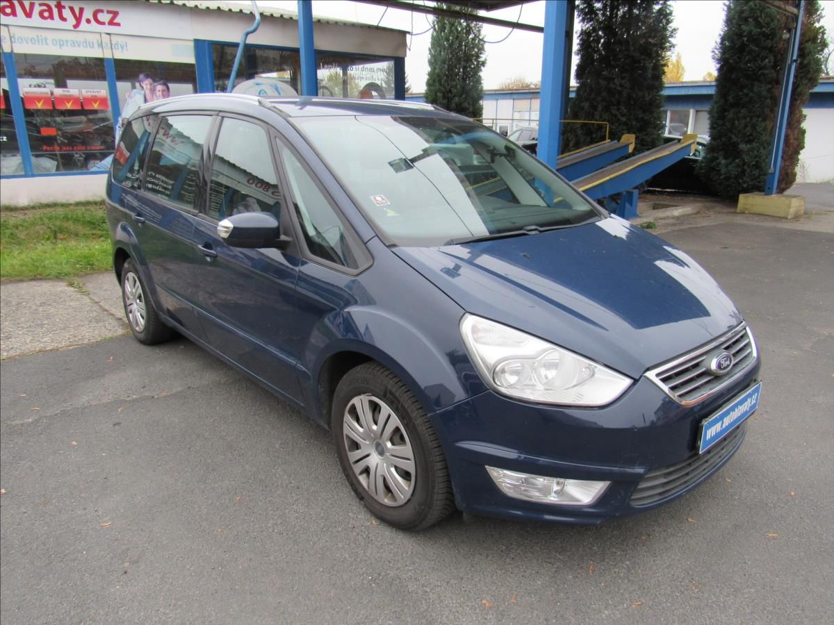Ford Galaxy, 2,0 i Comfort 107KW 7 Míst - fotka 3