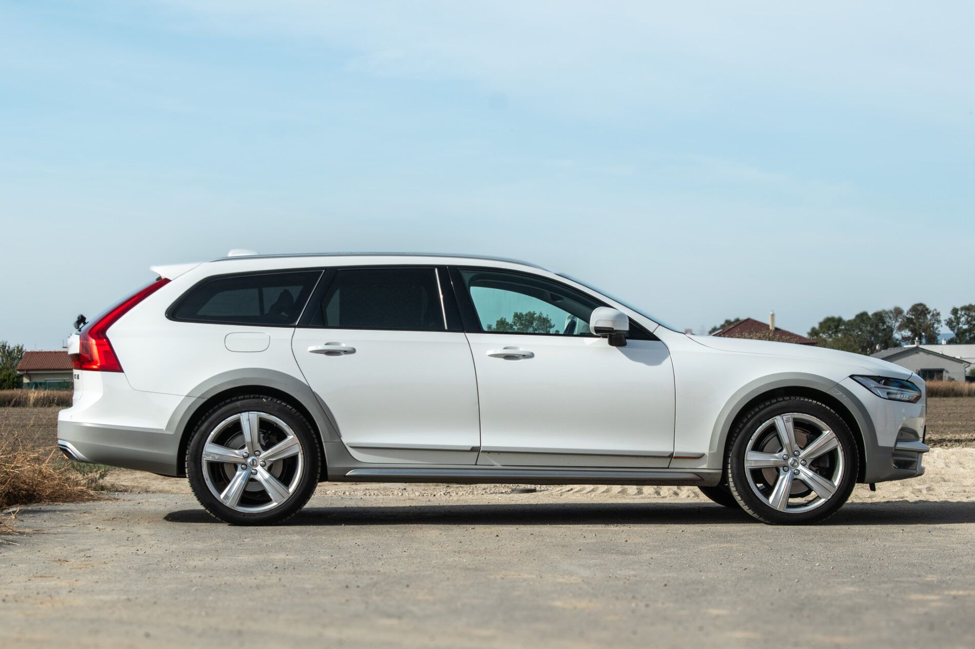 Volvo V90 - fotka 4