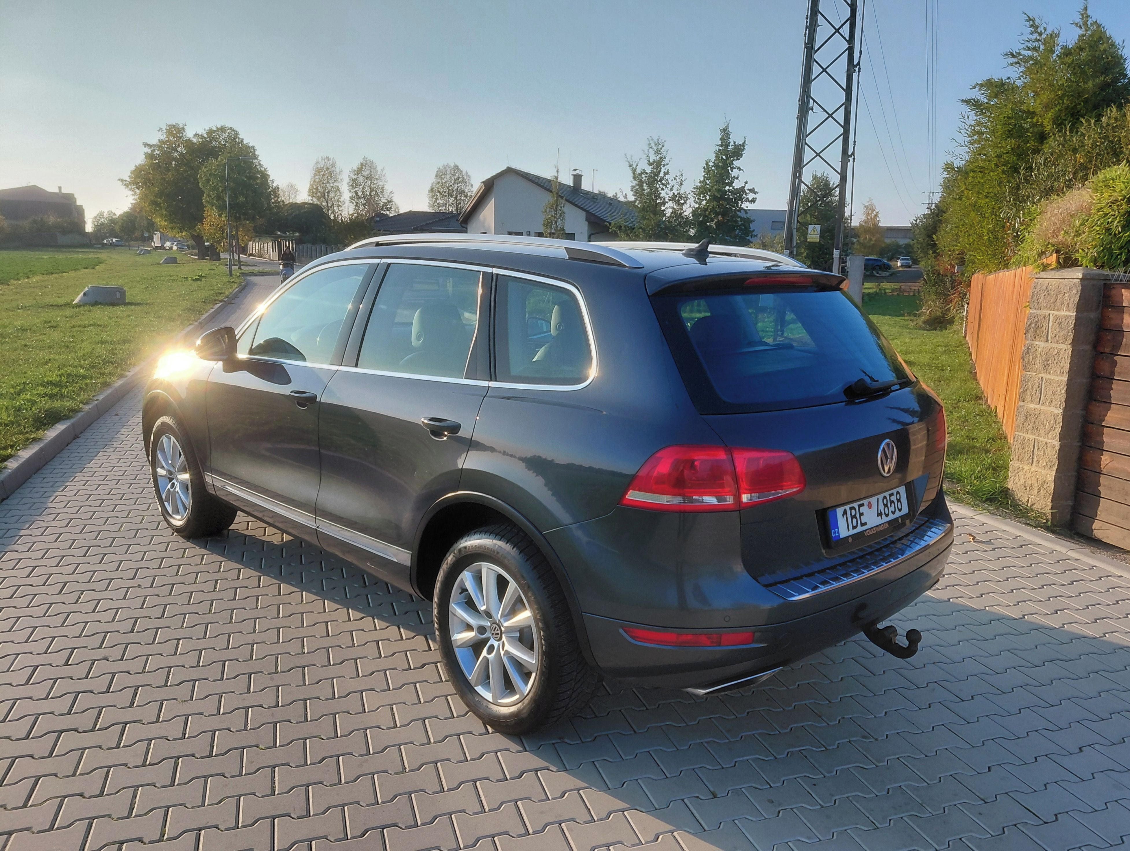 Volkswagen Touareg, 3.0TDI 4x4,Automat,Kuže,Navi - fotka 5