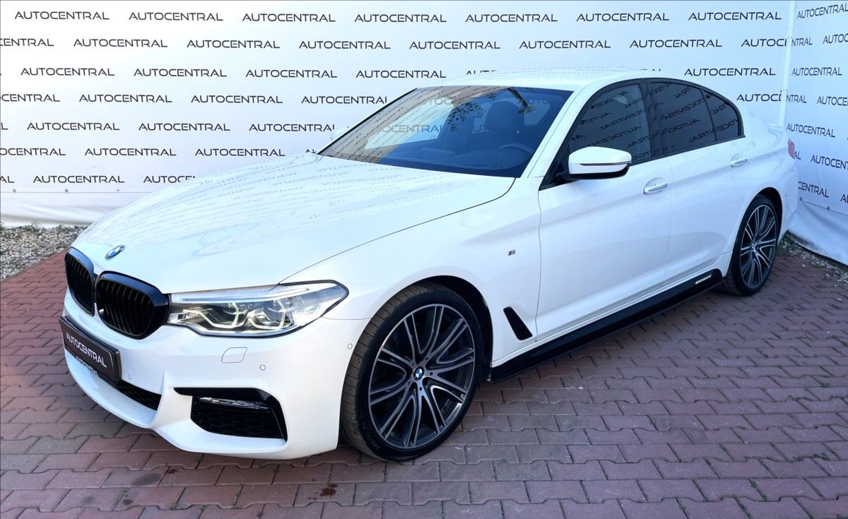 BMW Řada 5, 3,0 D,530 xDrive,195kW,M-PACKE - fotka 4