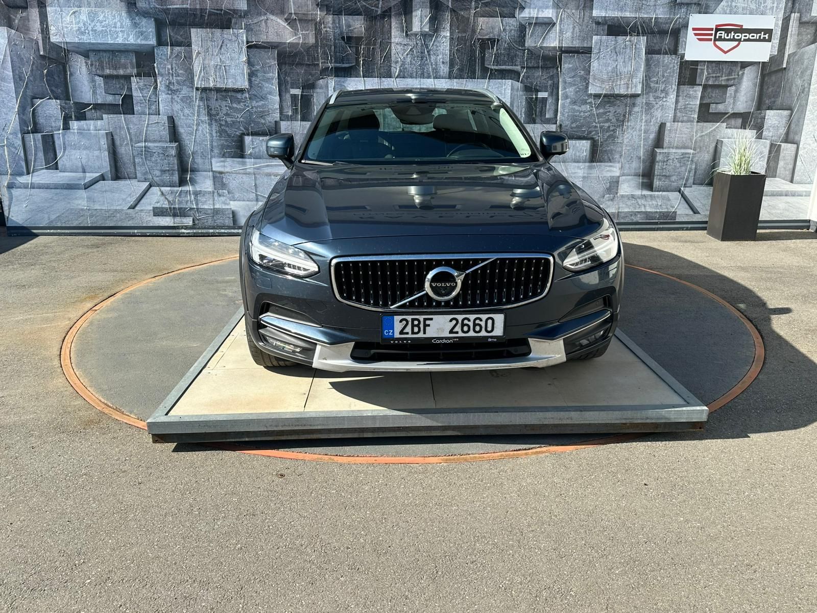 Volvo V90, 2.0D, 140KW, CROSSCOUNTRY - fotka 2