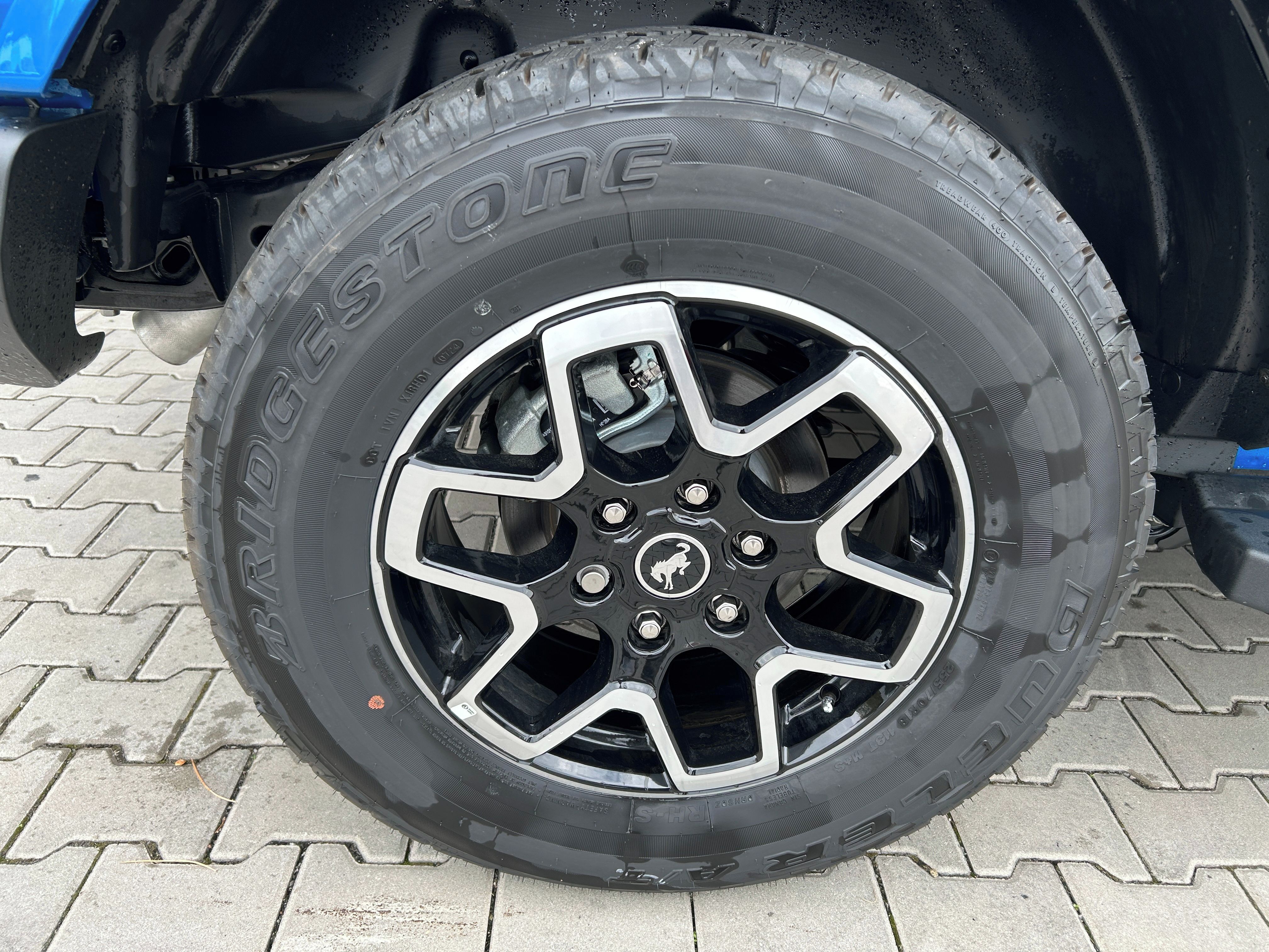 Ford Bronco, 2.7 EcoBoost 246kW OUTER BANKS - fotka 6