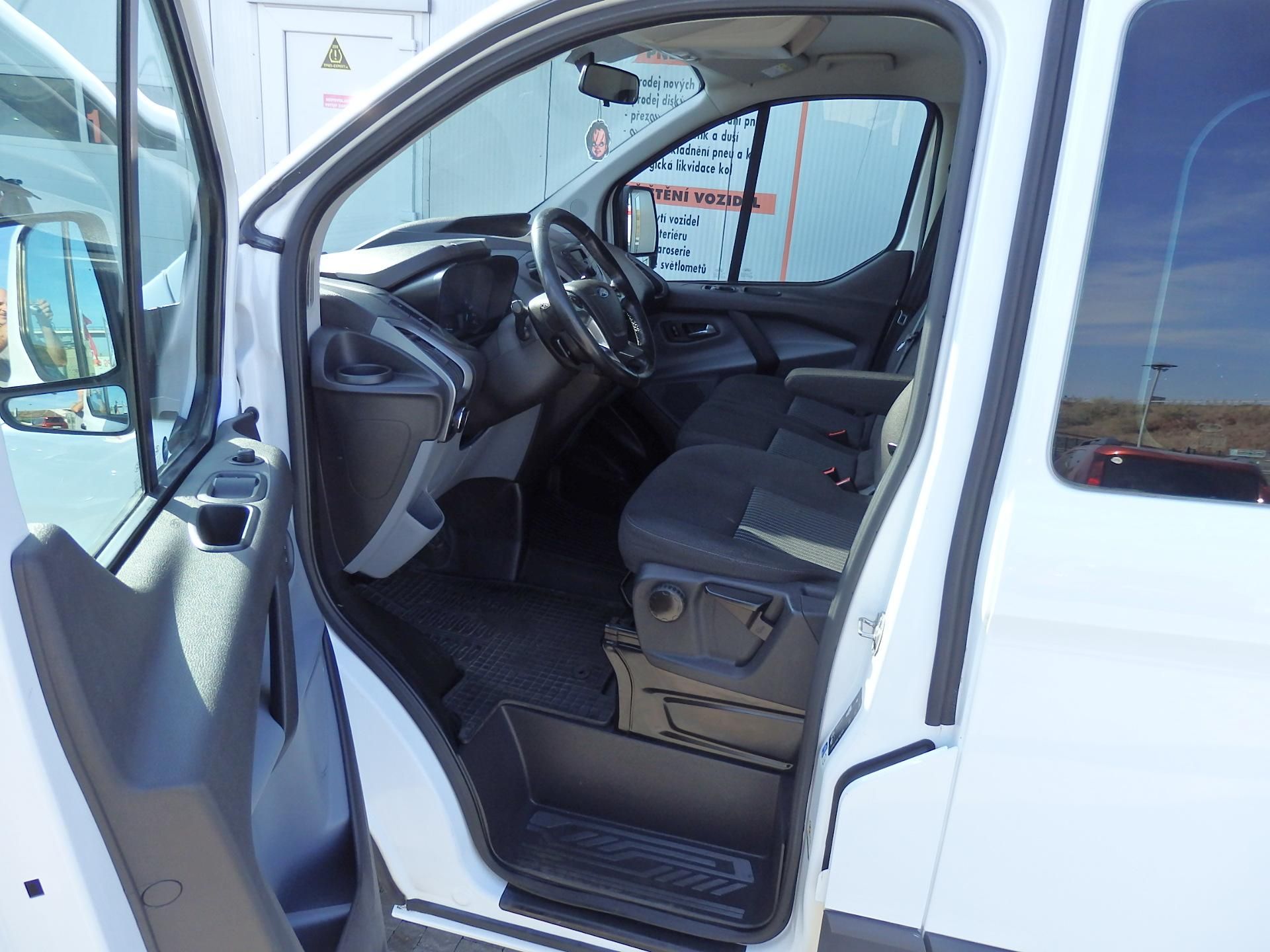 Ford Transit Custom, 2.0 TDCI KLIMA, ESP - fotka 6