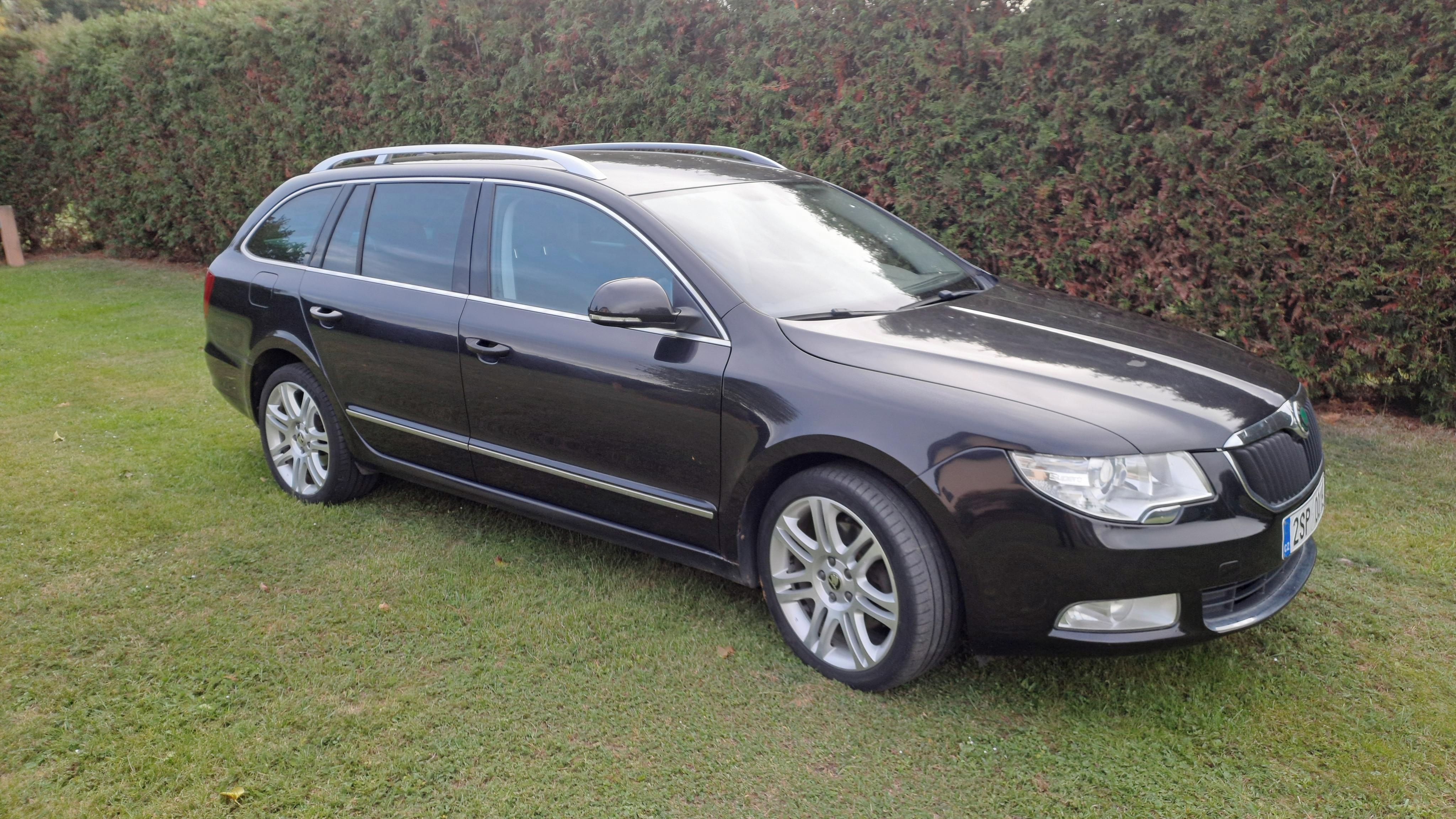Škoda Superb, Combi 2.0 TDI 103 kW DSG - fotka 2