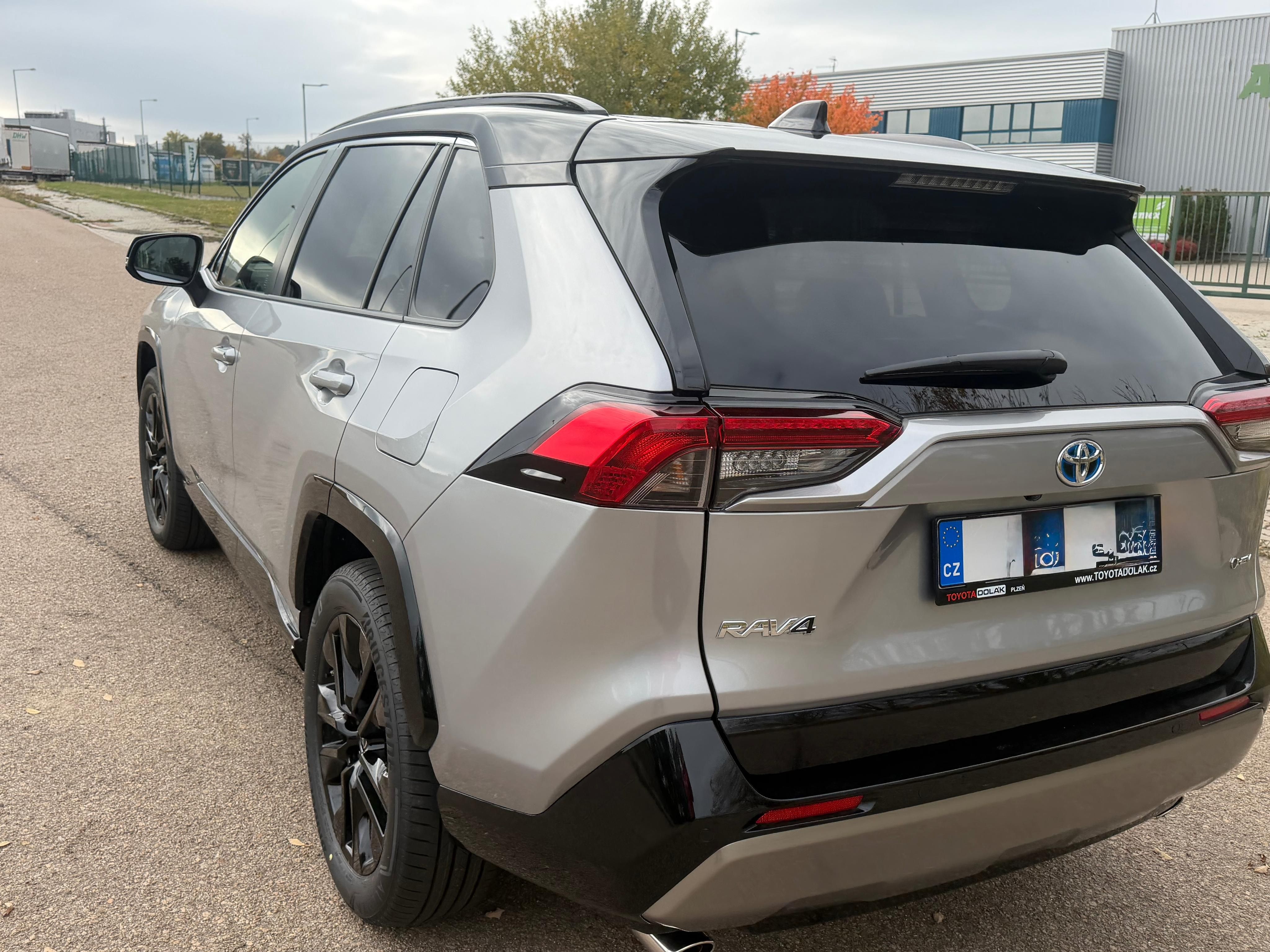 Toyota Rav4, TOYOTA RAV 4 AWD - fotka 6