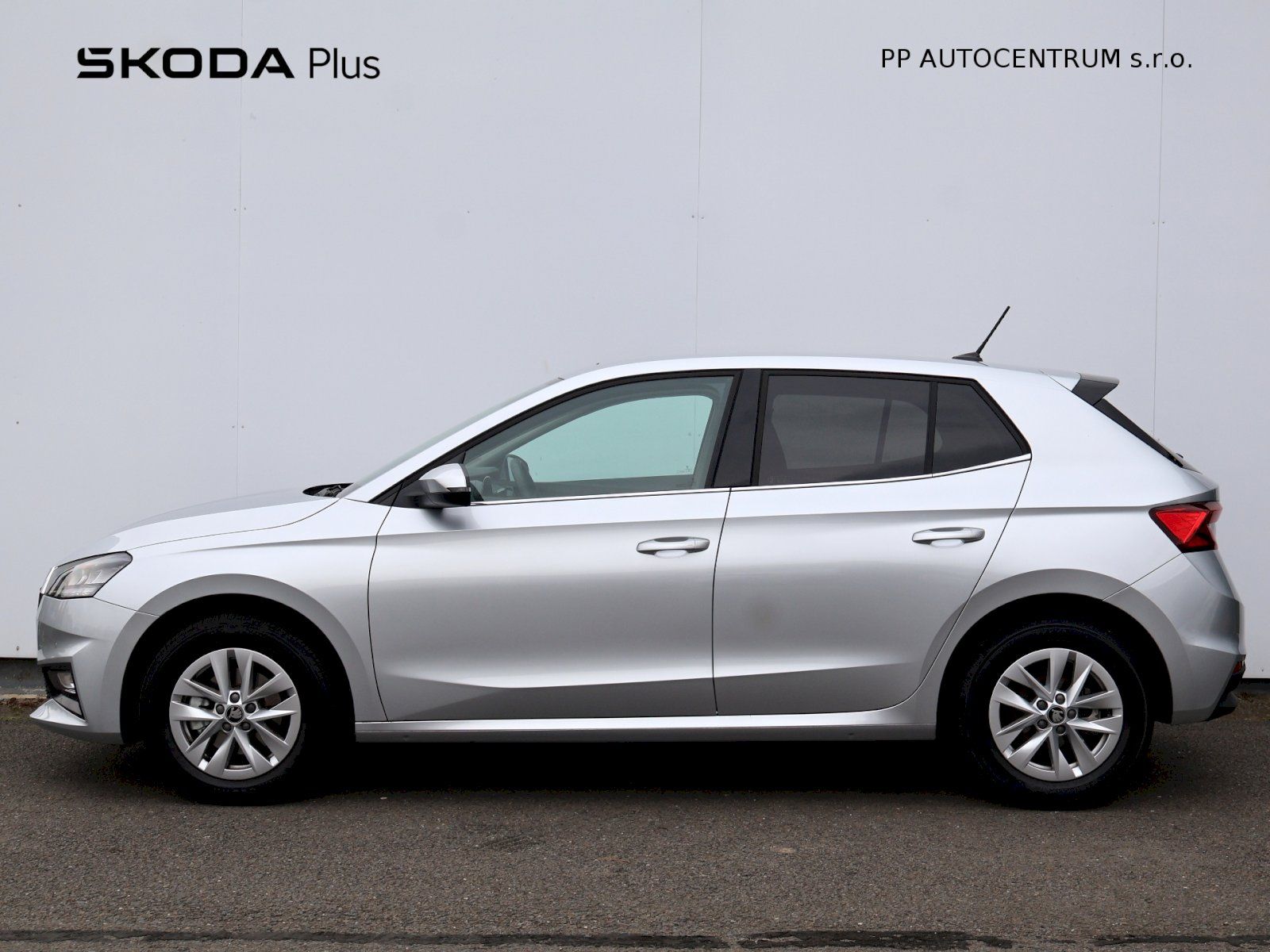 Škoda Fabia, Top Selection DSG 1.0TSI 85kW - fotka 3