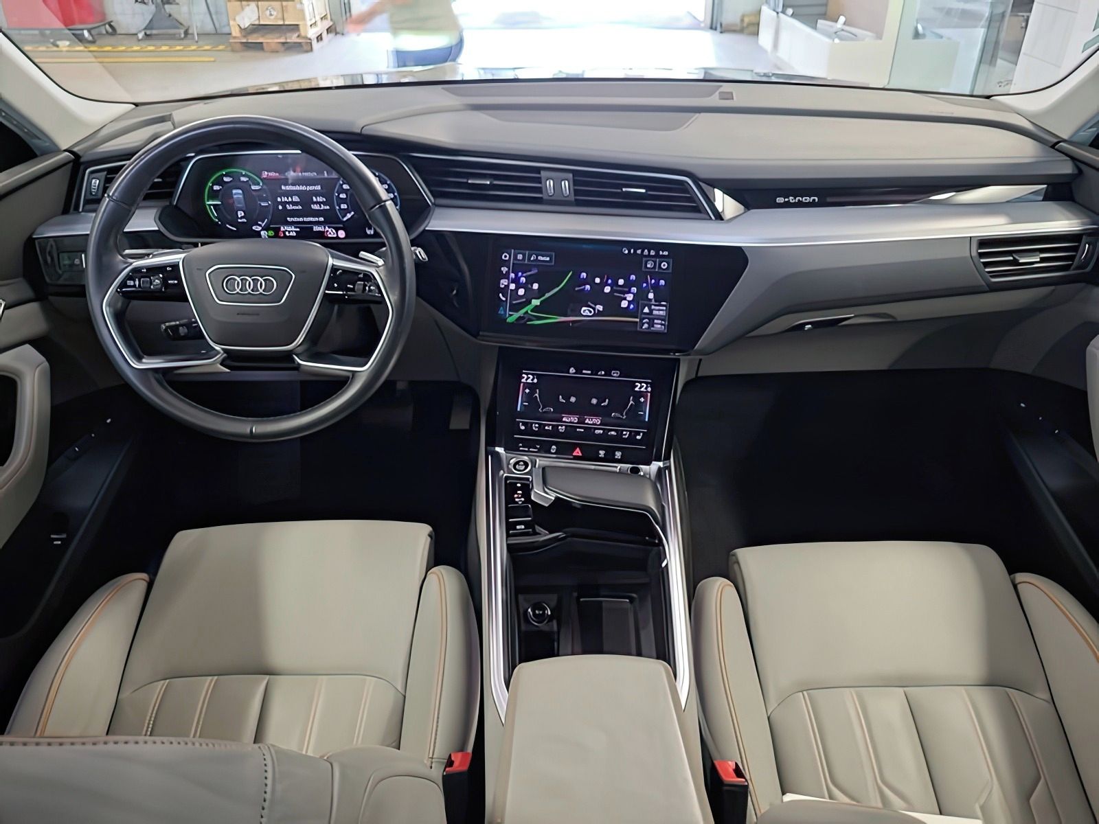Audi e-tron, 55 S-Line Masáže Nový motor - fotka 6