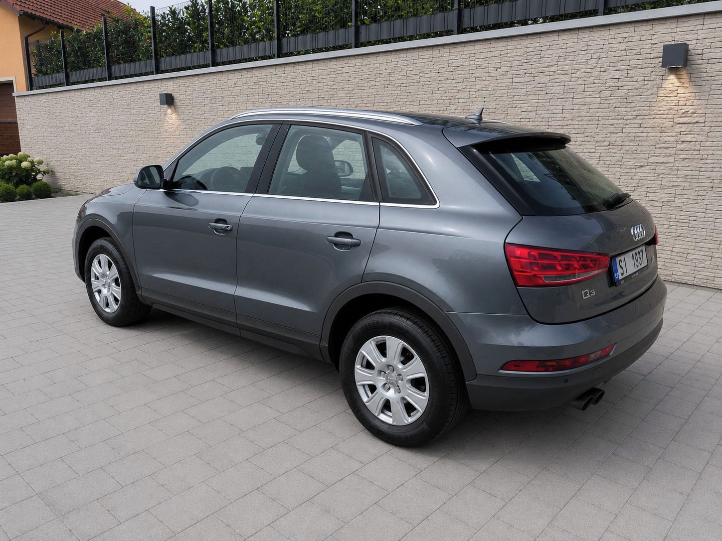 Audi Q3, 1.4TFSI 150PS,STronic,serviska - fotka 2