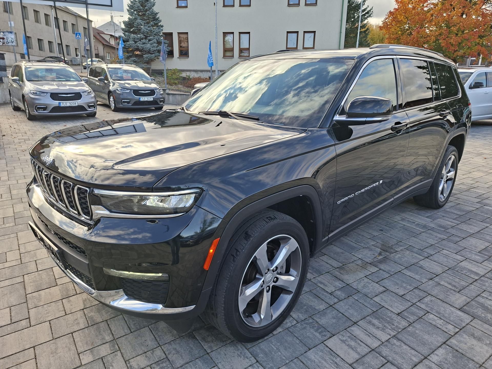 Jeep Grand Cherokee, 3,6L V6 4X4 LONG LIMITED 6míst - fotka 3
