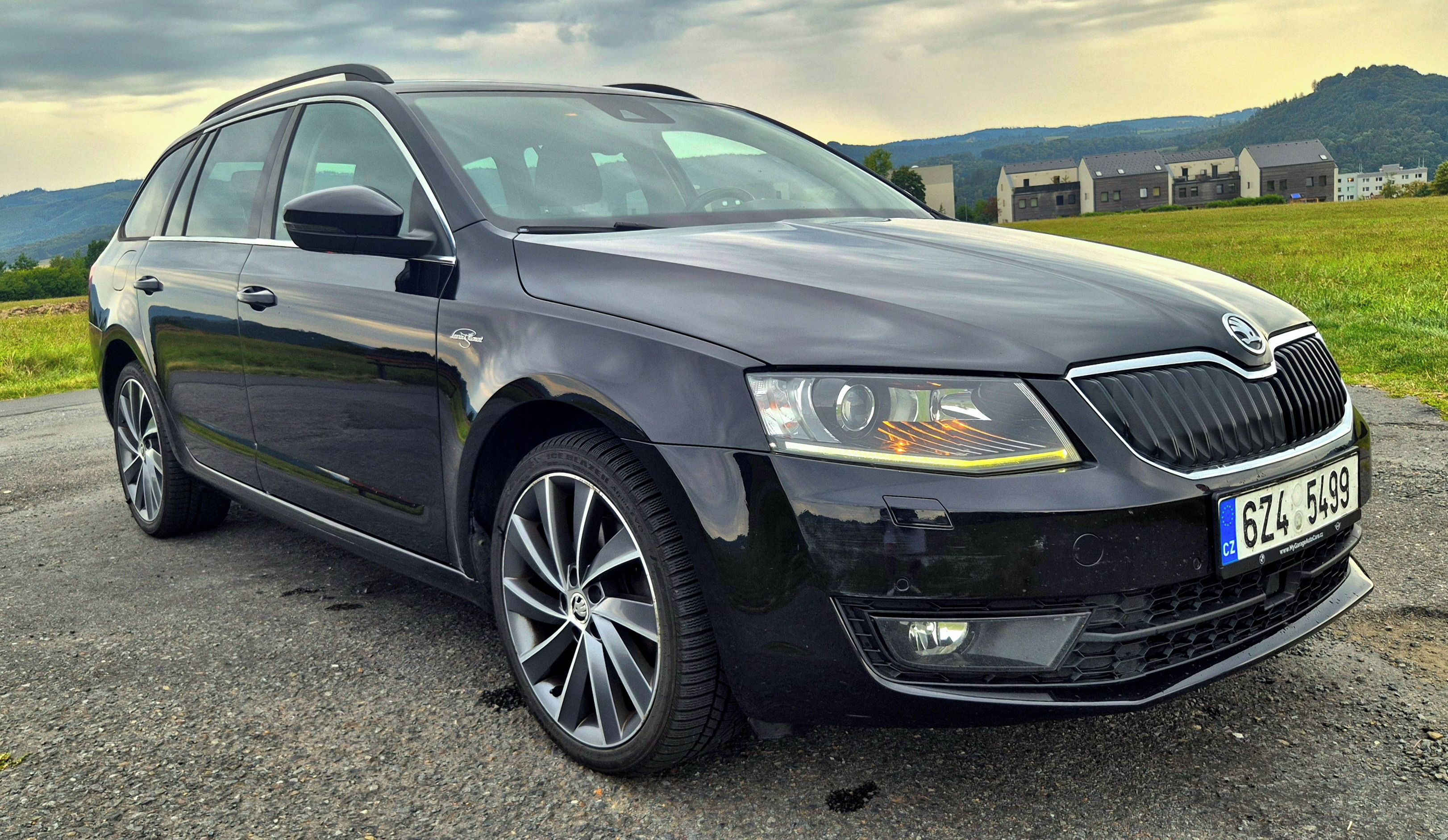 Škoda Octavia, L&K 2.0TDI, automat, 4x4 - fotka 2