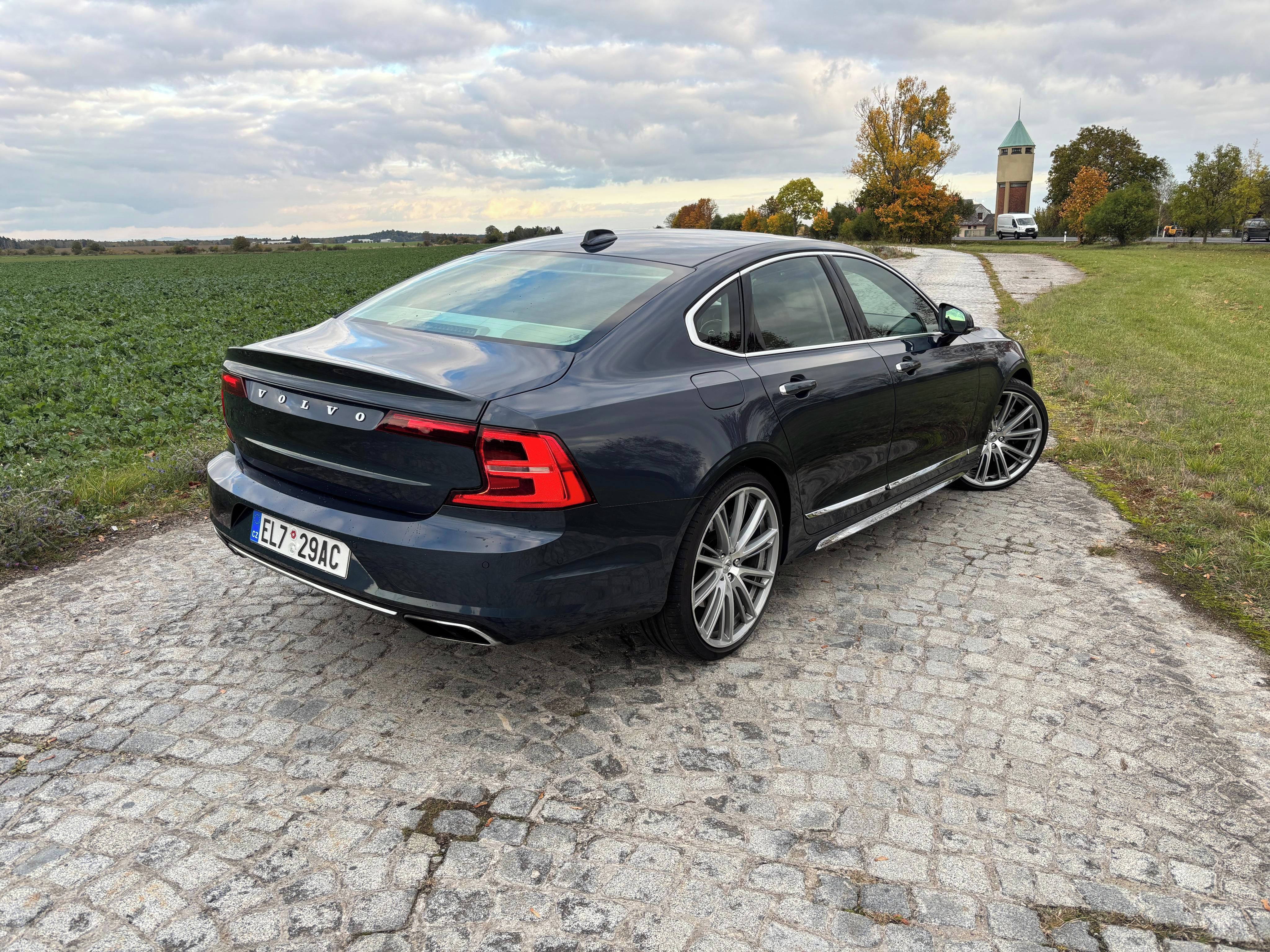 Volvo S90, T8 Inscription TOP STAV - fotka 3